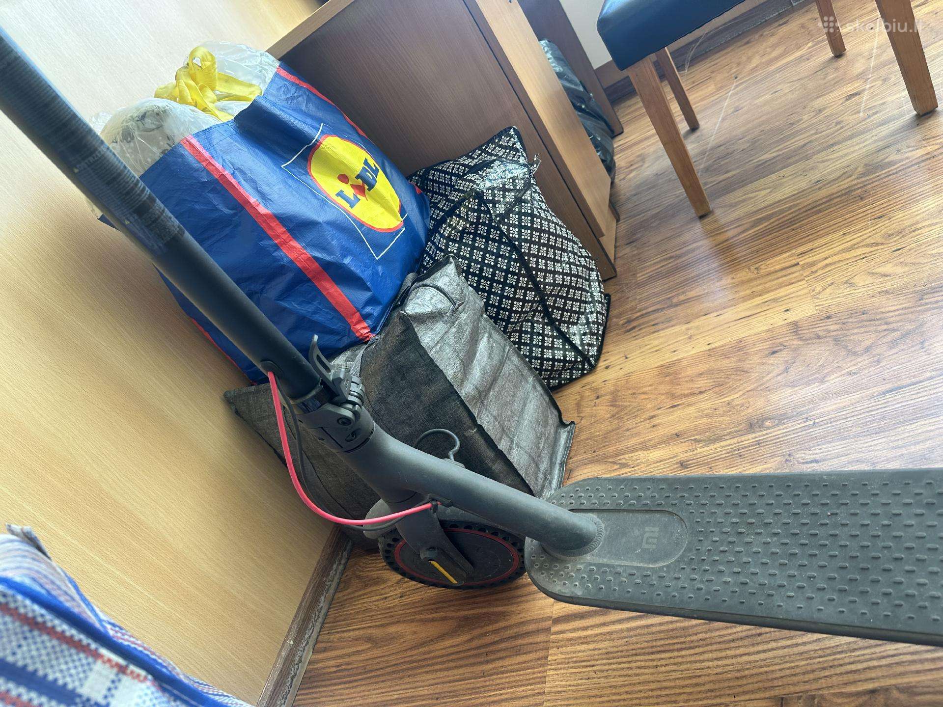 Xiaomi Mi Electric Scooter 1s