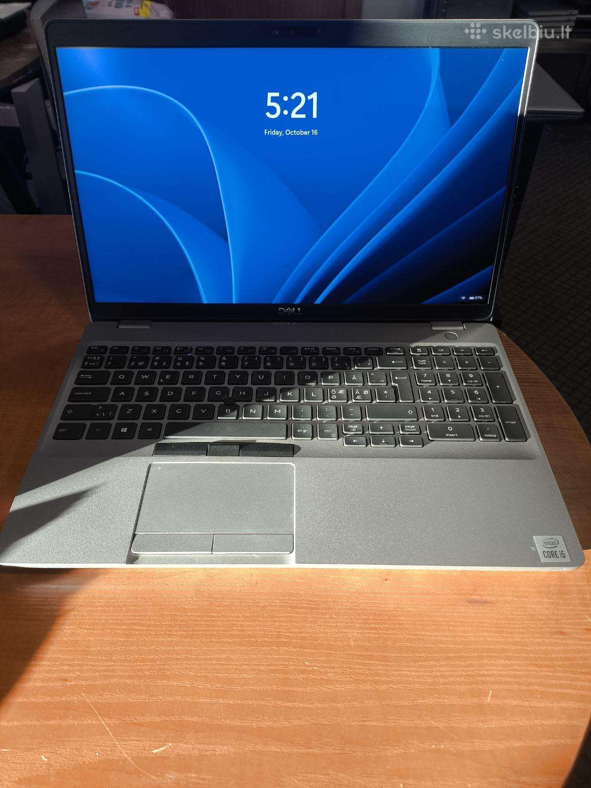 Latitude 5510 15.6 Ips i5-10210u 8gb 256gb 11%