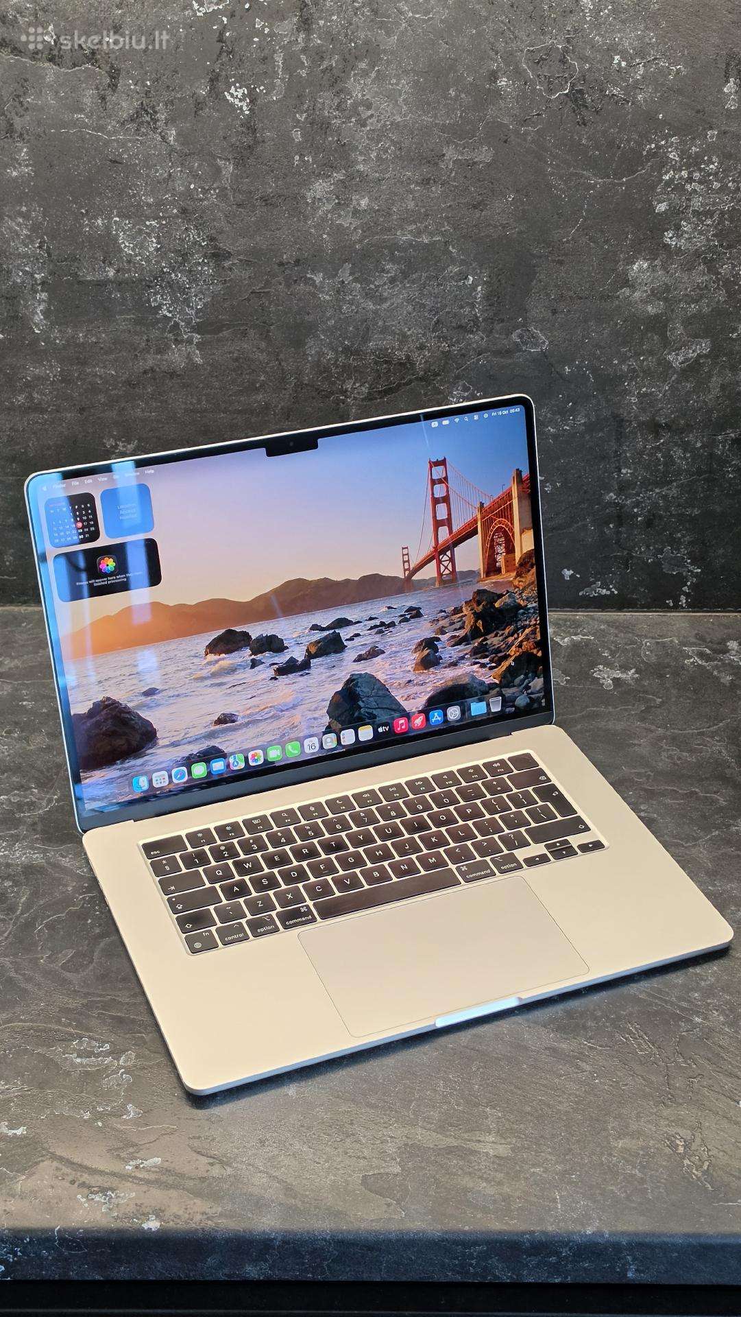 MacBook Air 15" M3 8/256