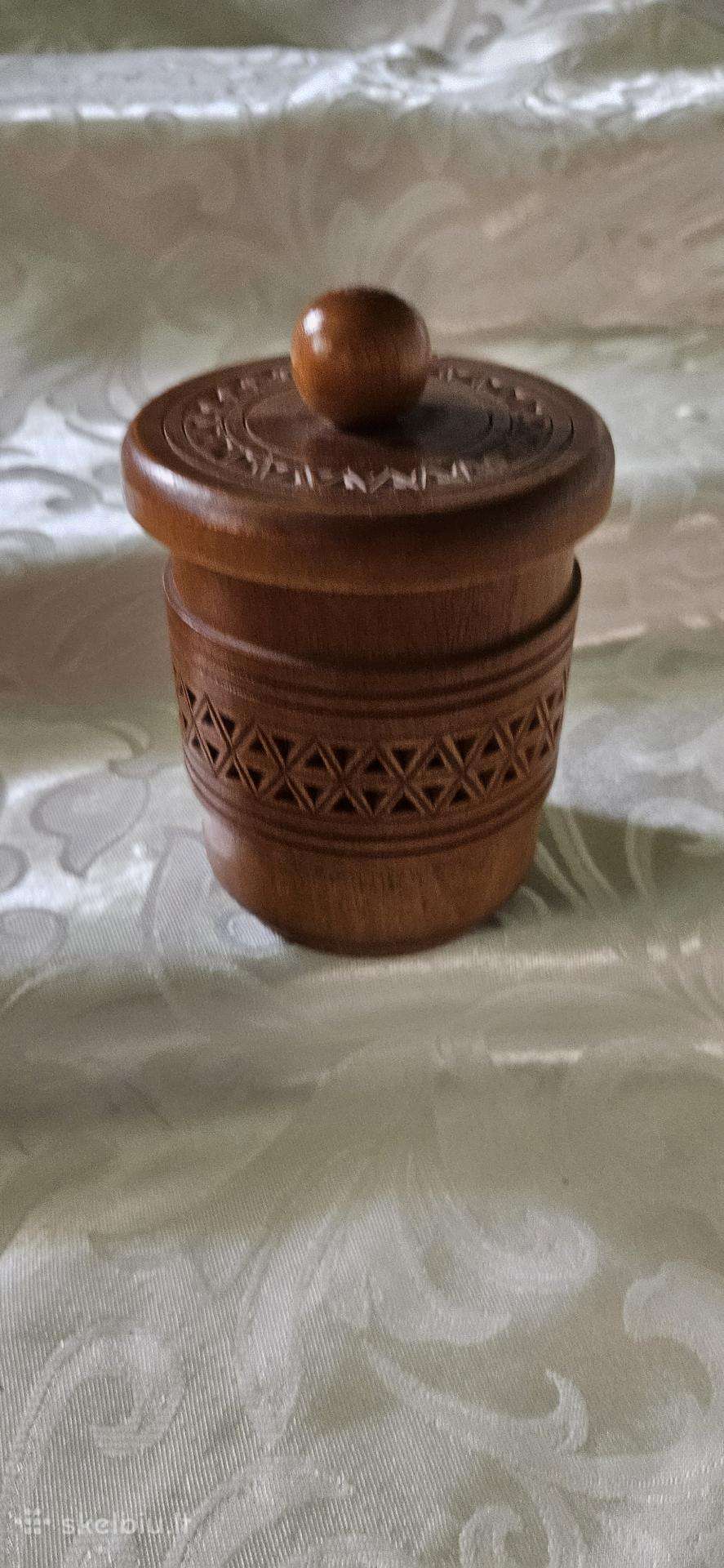 Medinė dėžutė
