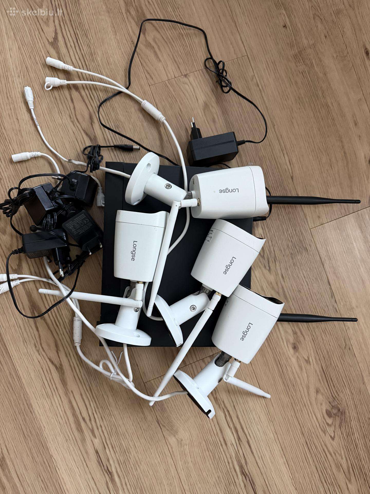 Longse 4 WiFi kamerų komplektas