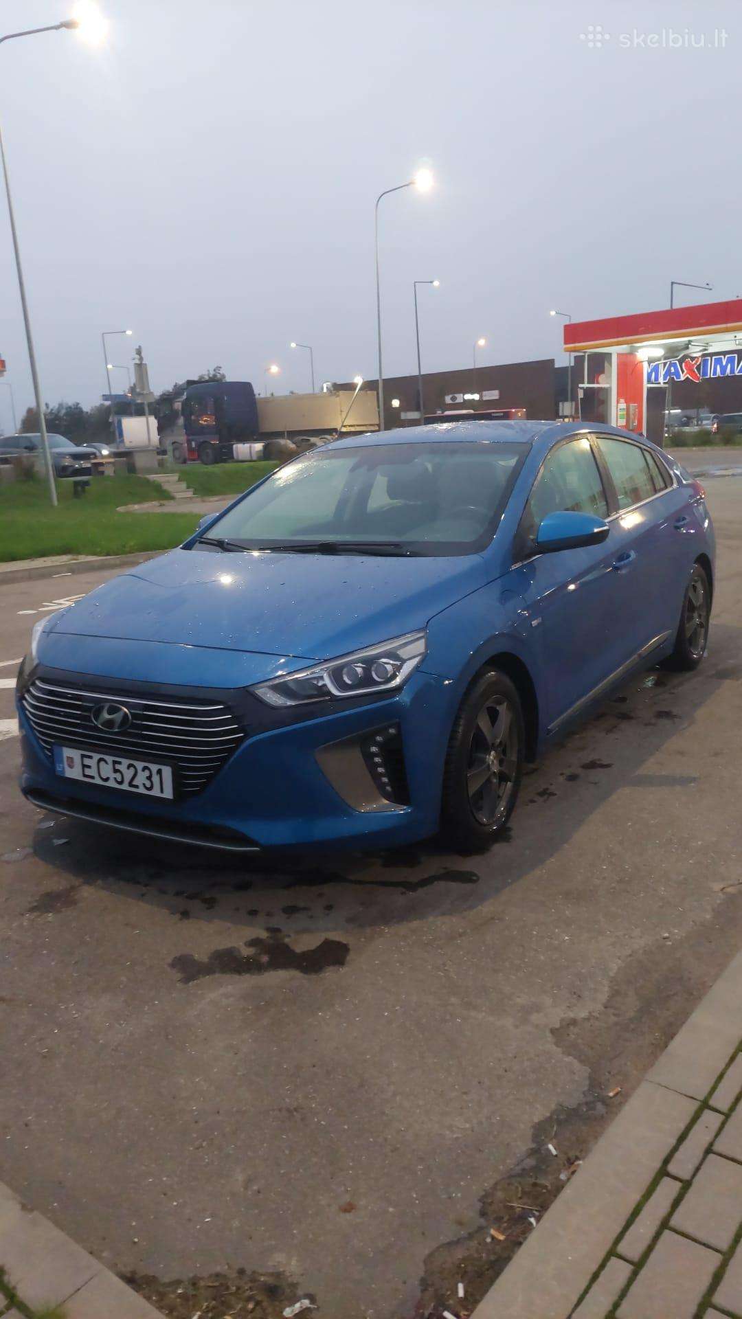 Puikios būklės įkraunamas hibridas Hyundai