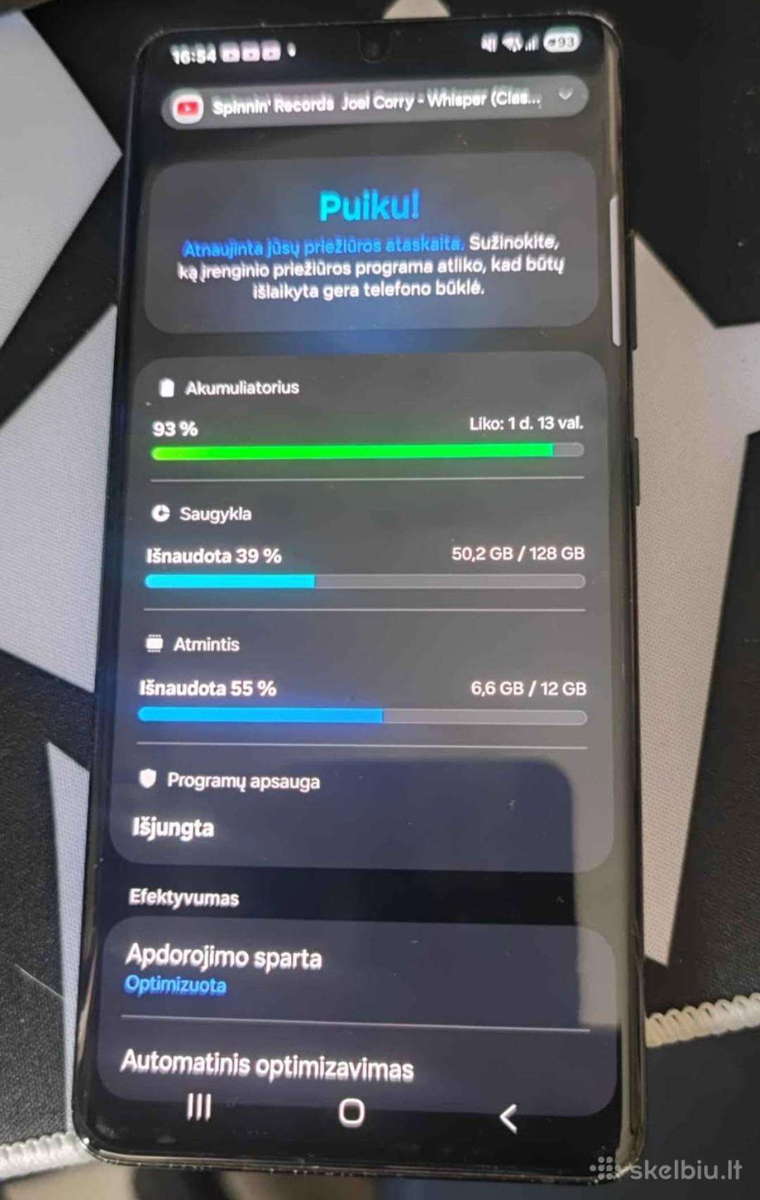 Samsung galaxy S21 ultra.