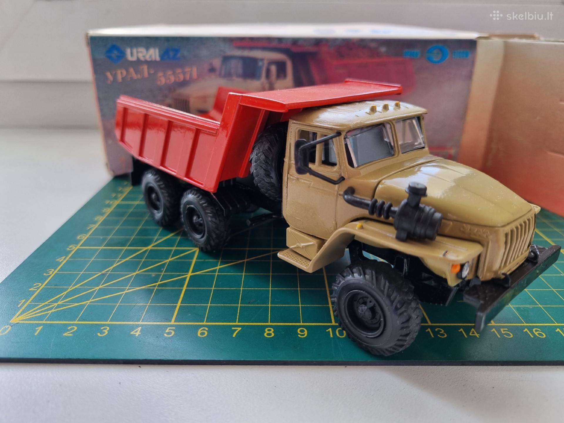 Elekon 1/43 Ural 55571