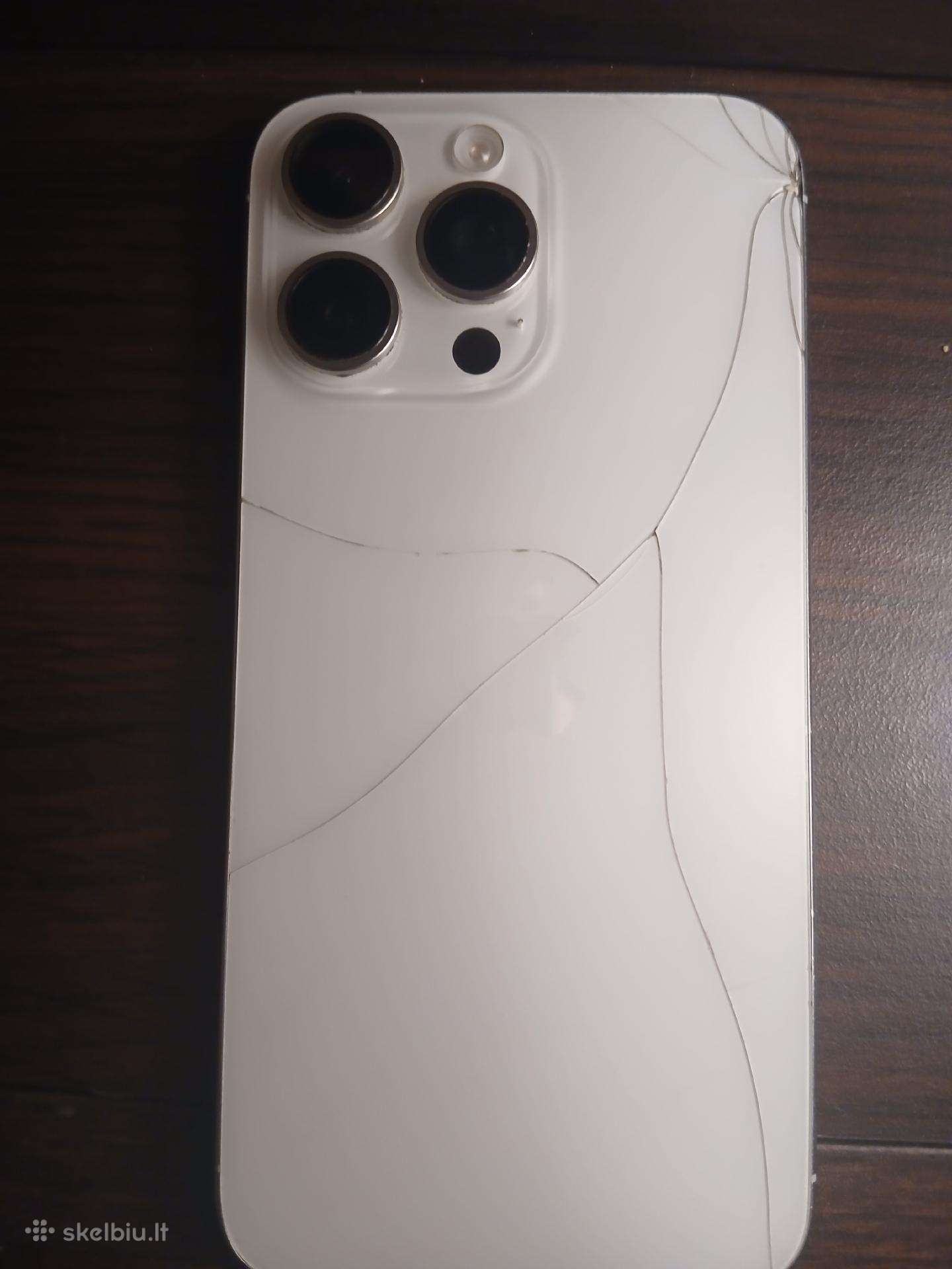 iPhone 15 Pro Max