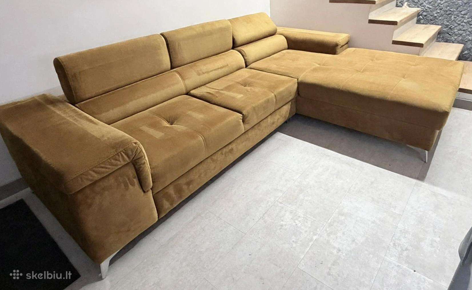 Parduodama Sofa Su Miegamąja Dalimi