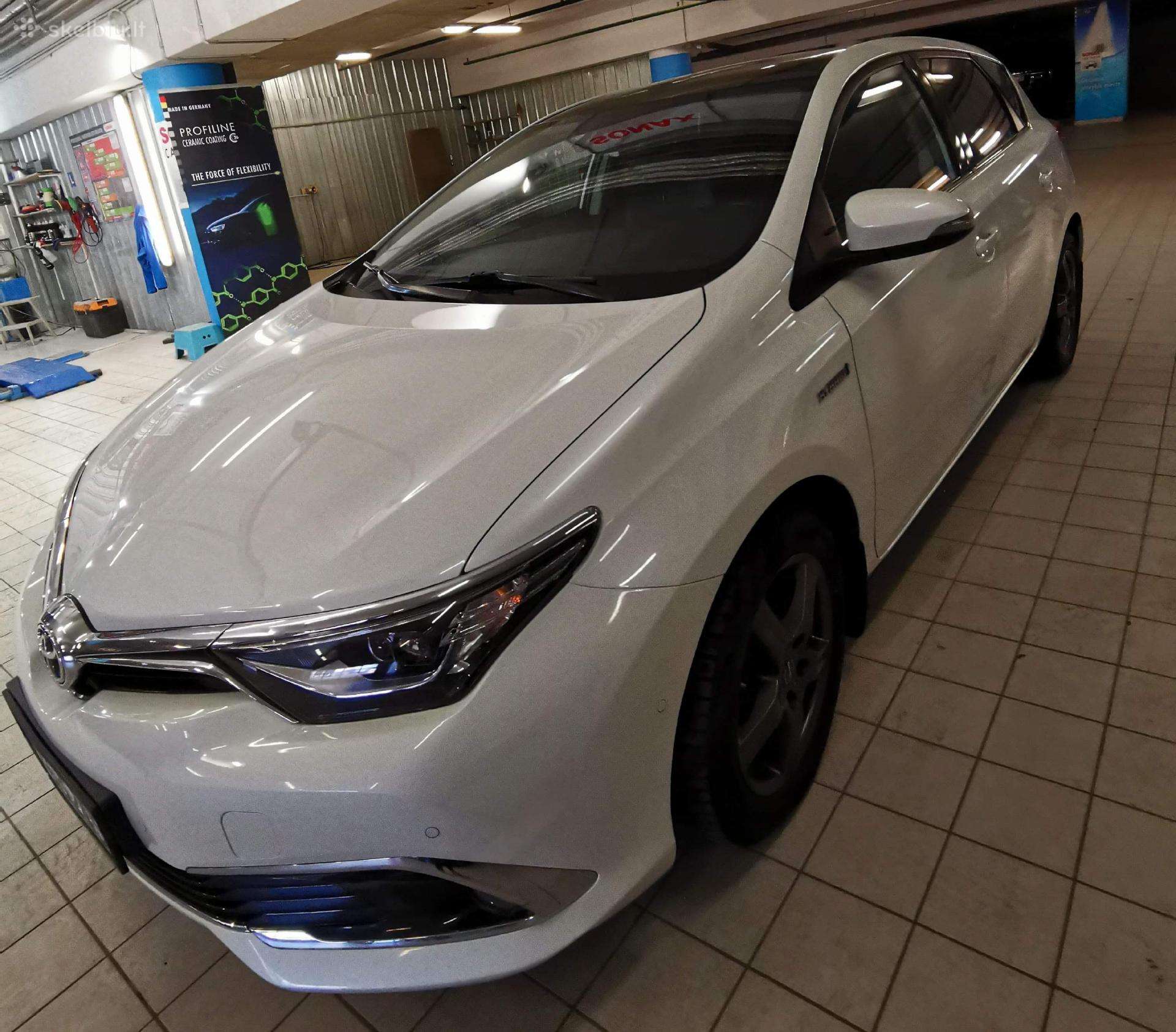 Toyota auris