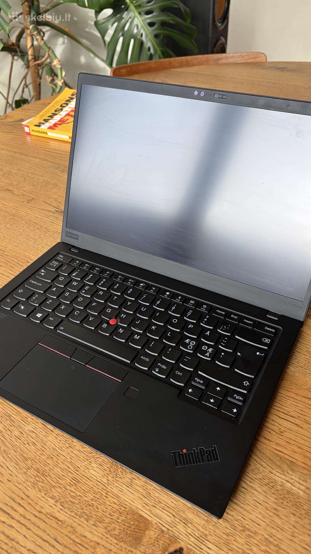 Lenovo X1 Carbon gen 7