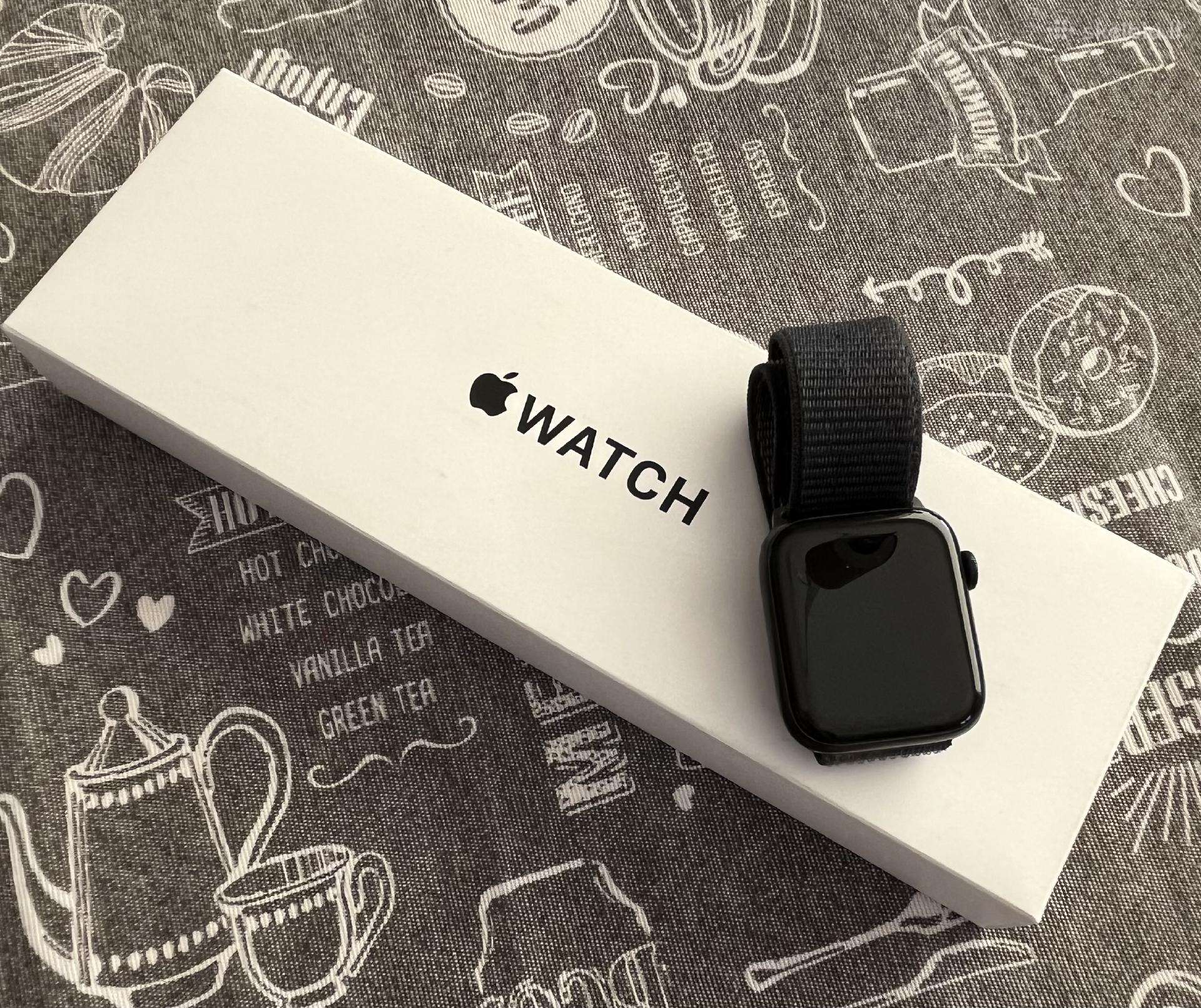 Apple Watch Se (Gen 2) 44mm