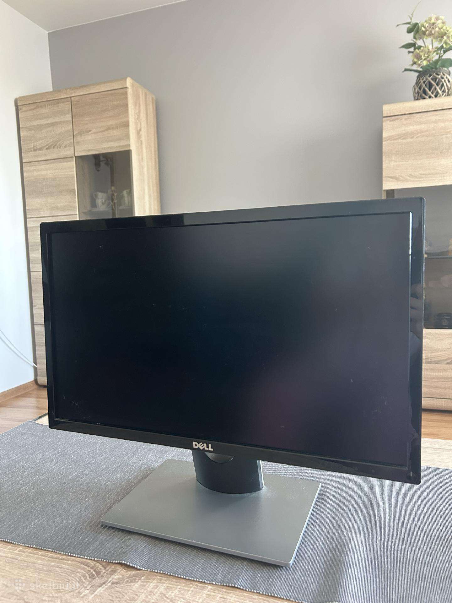 Dell Se2216h