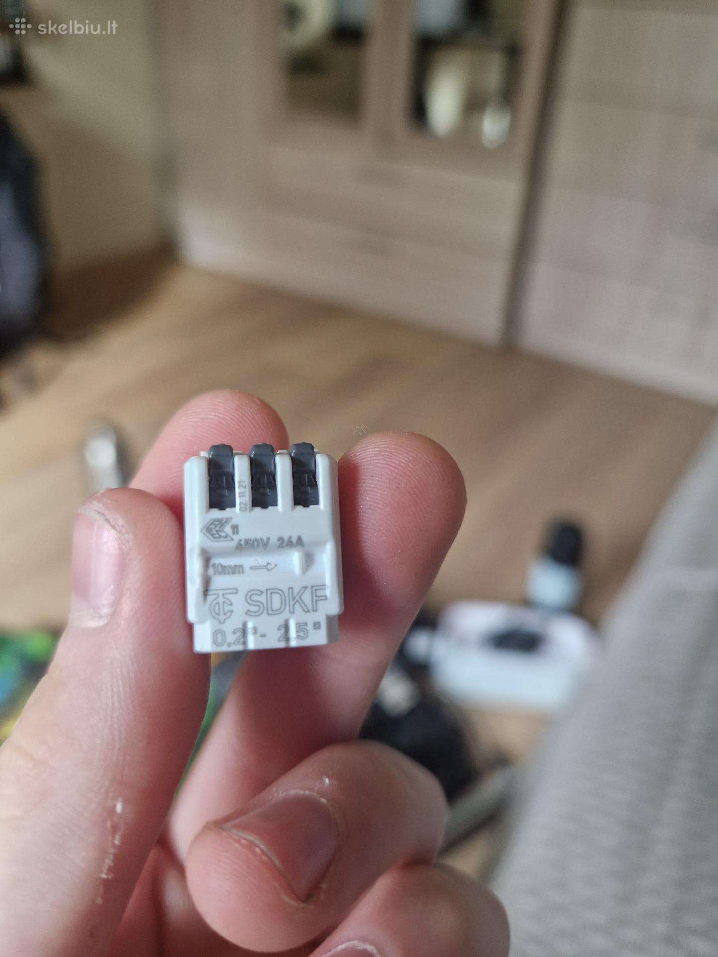 Wago 221 ir Sdkf elektros jungtys (561 vnt.