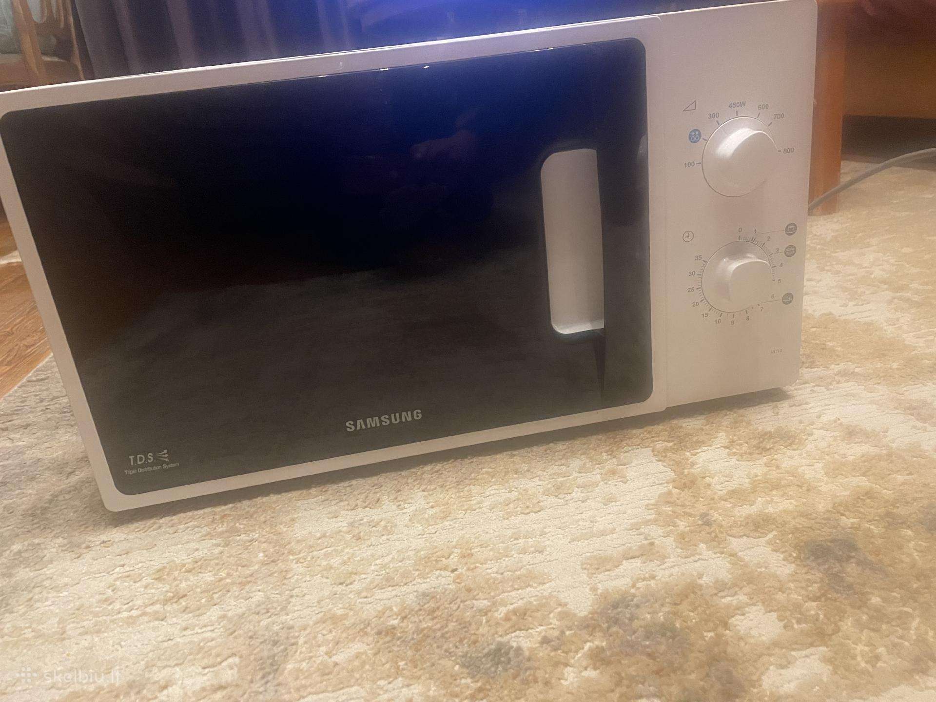 Mikrobangų krosnelė Samsung Me 71a