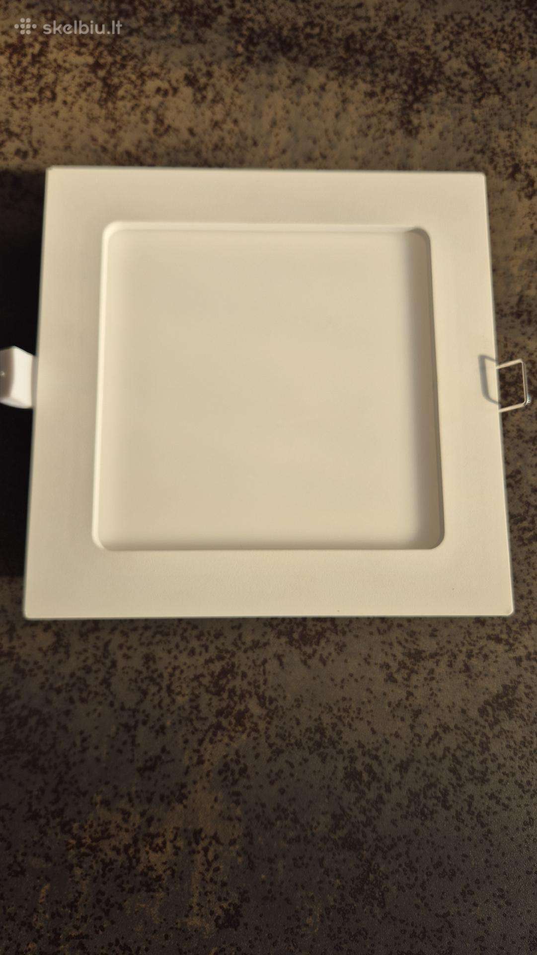 LED šviestuvai, 1 eur.