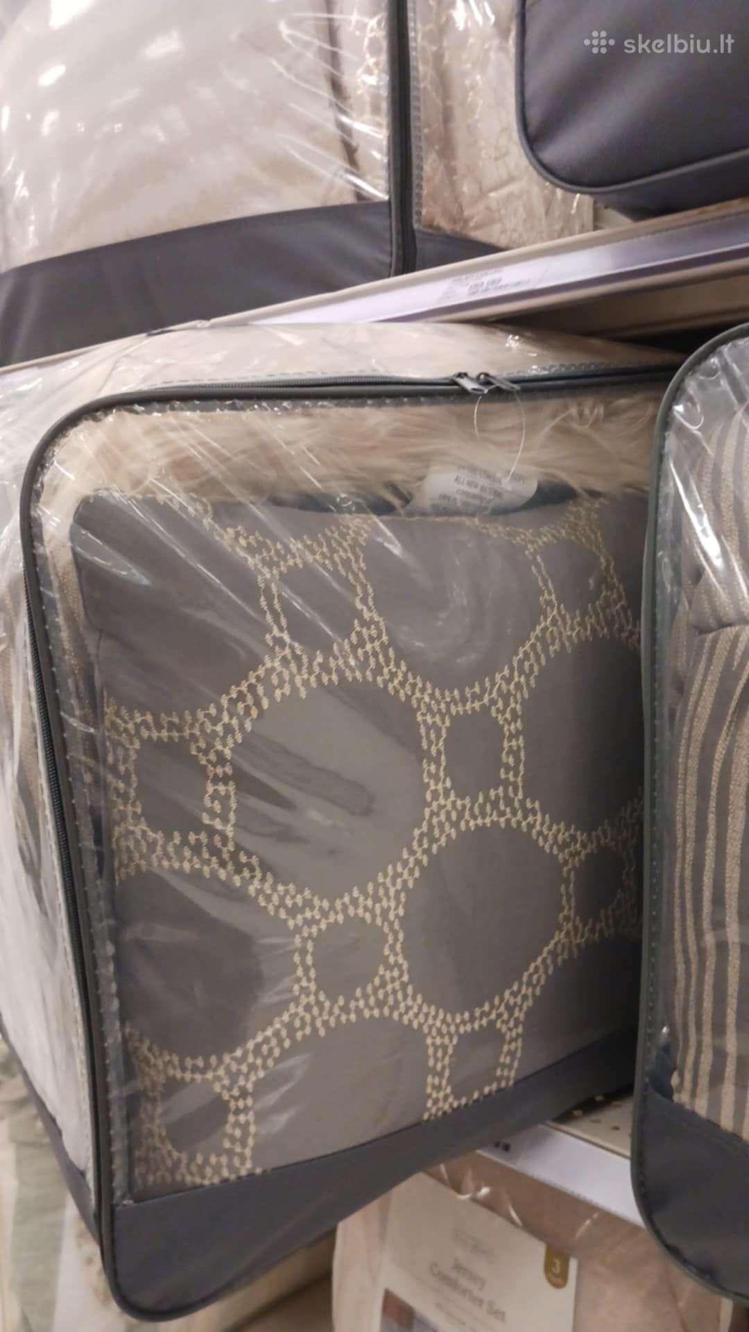 King size lovos užtiesalas iš usa. be pagalvių ir