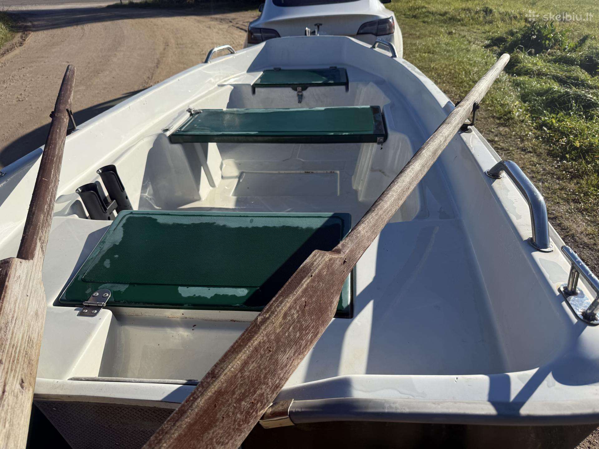 Autoplast, plastic boats