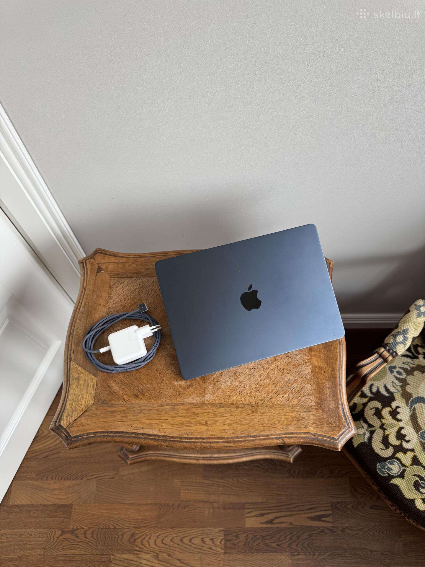 Apple MacBook air M2