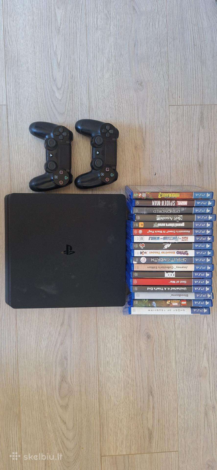 Ps4 su dviem pulteliais ir 17 žaidimų