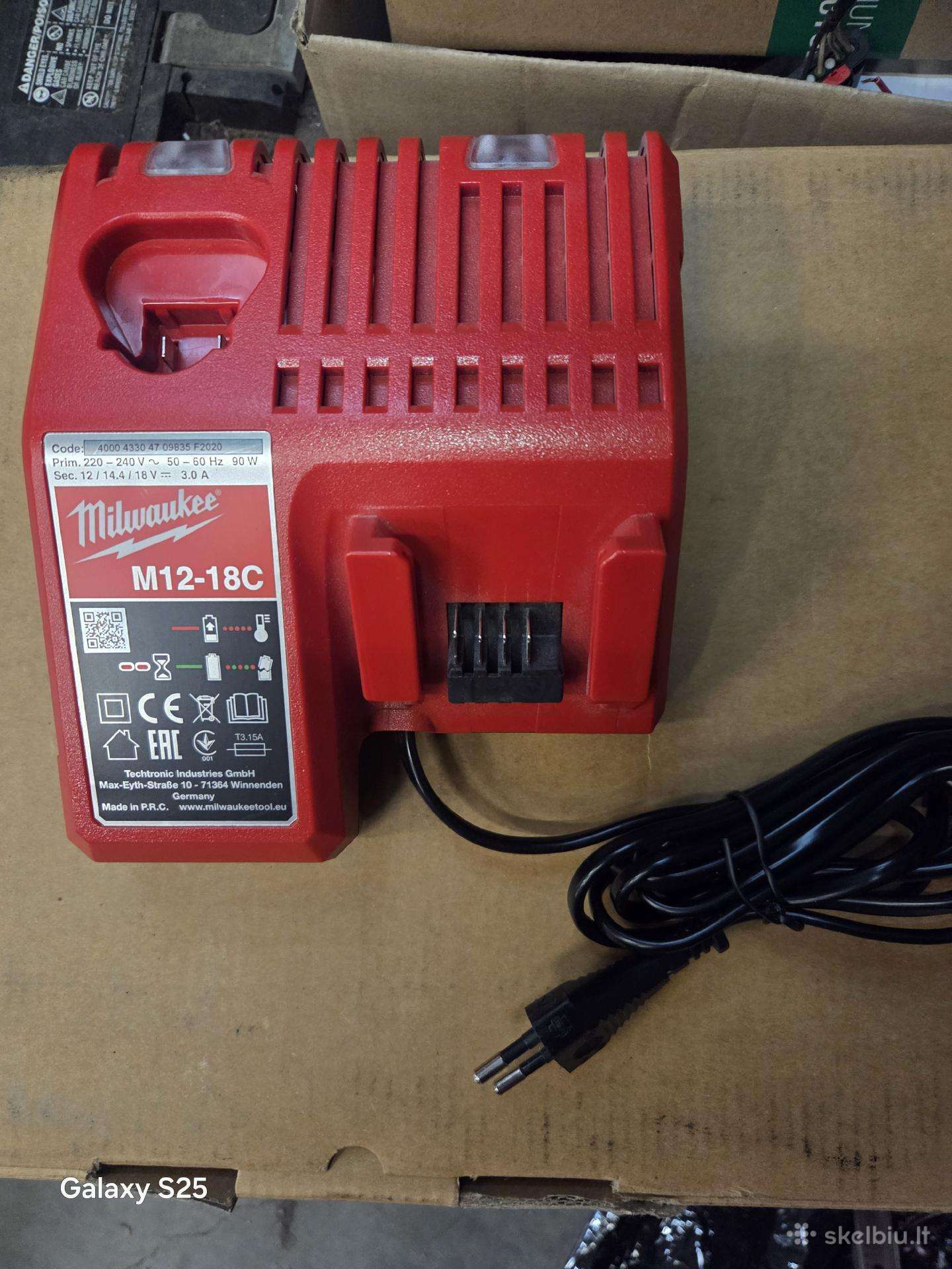 Milwaukee M12 - 18c