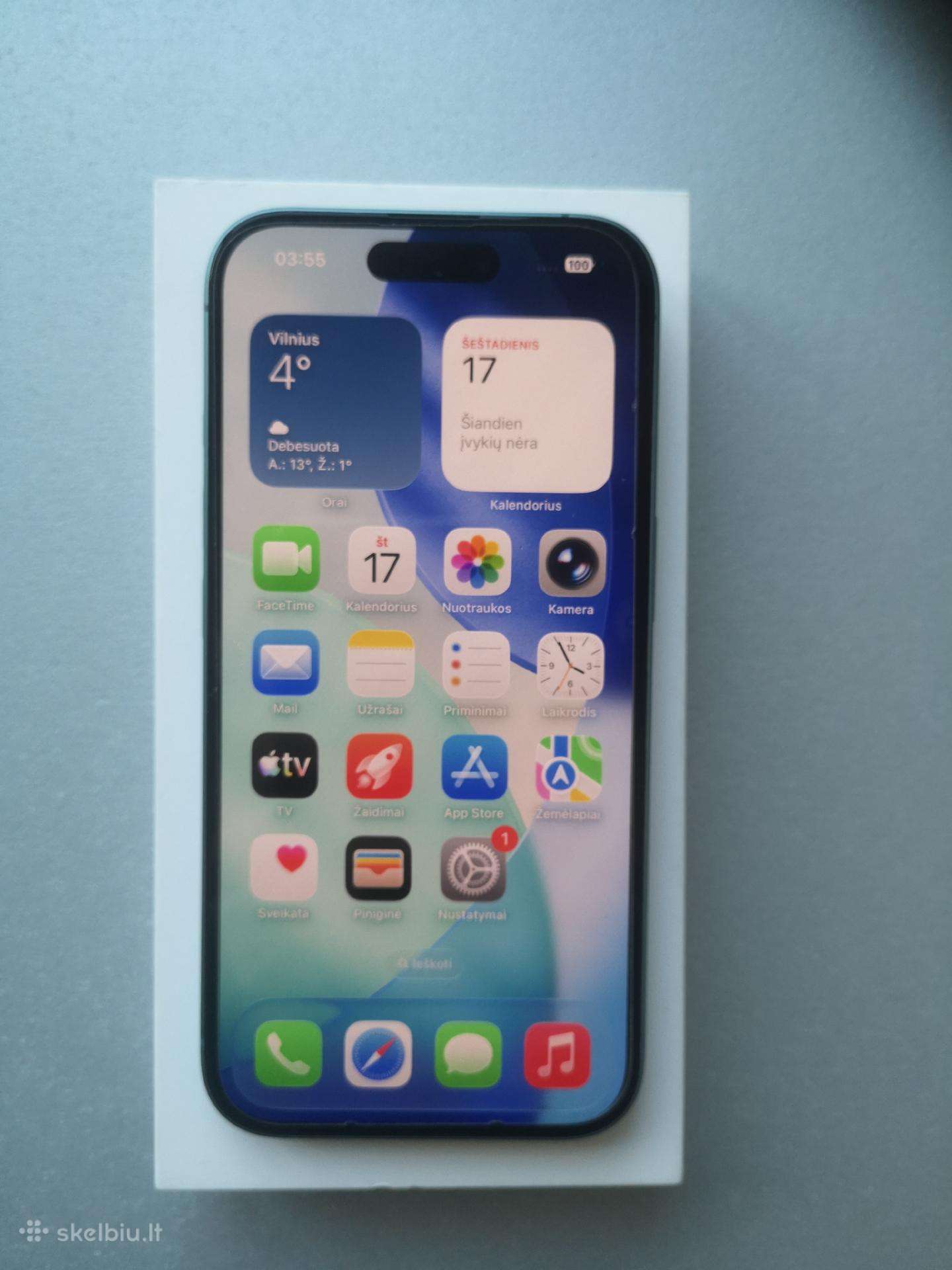 iPhone 16