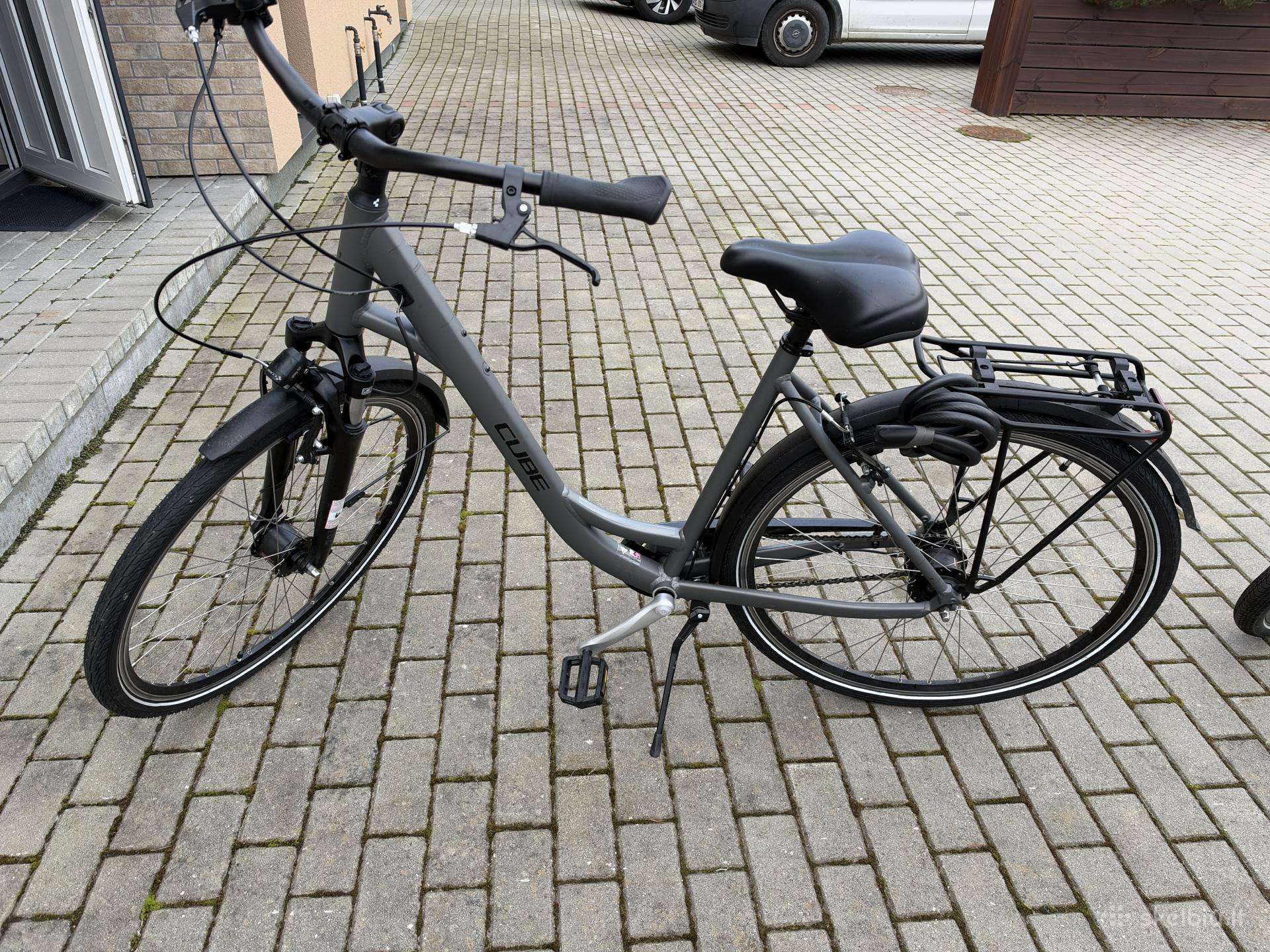 Miesto dviratis Cube