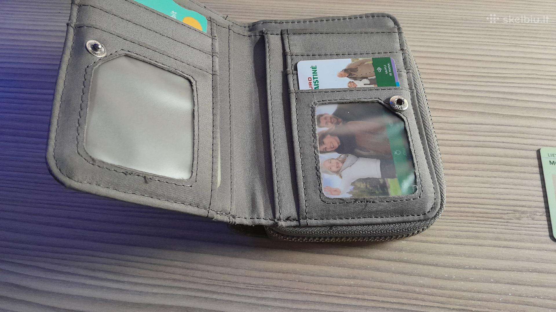 Prie Jonavos Pspc buvo pamesta piniginė