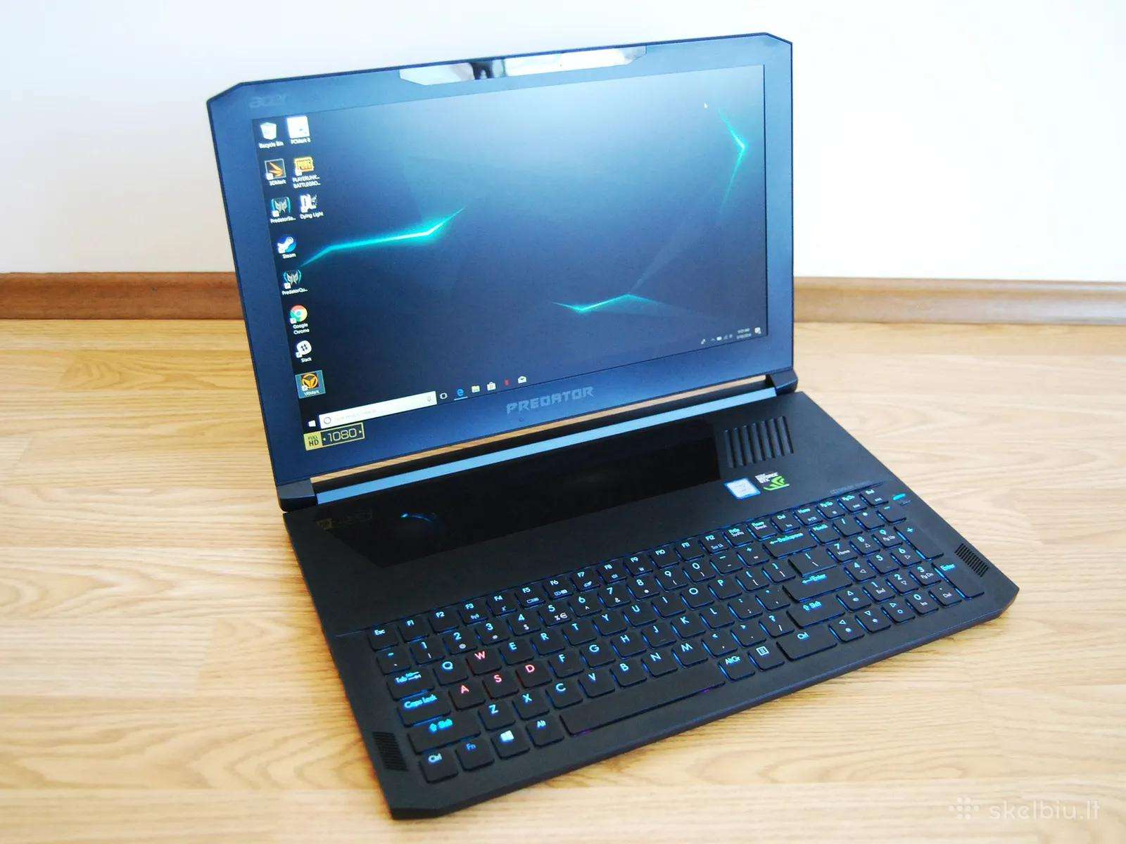 Triton 700
