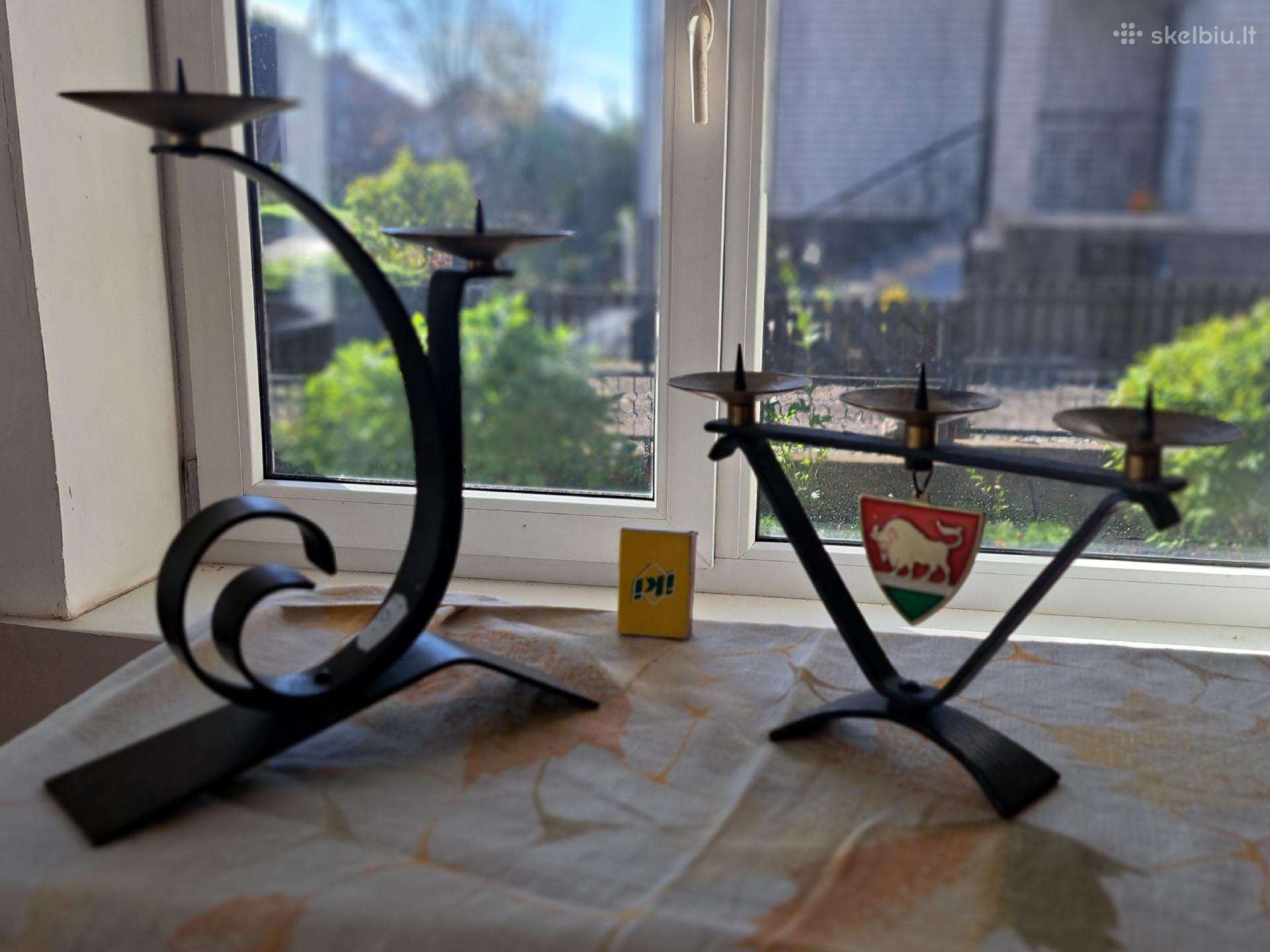Metalinės vintažinės Kauno žvakidės.
