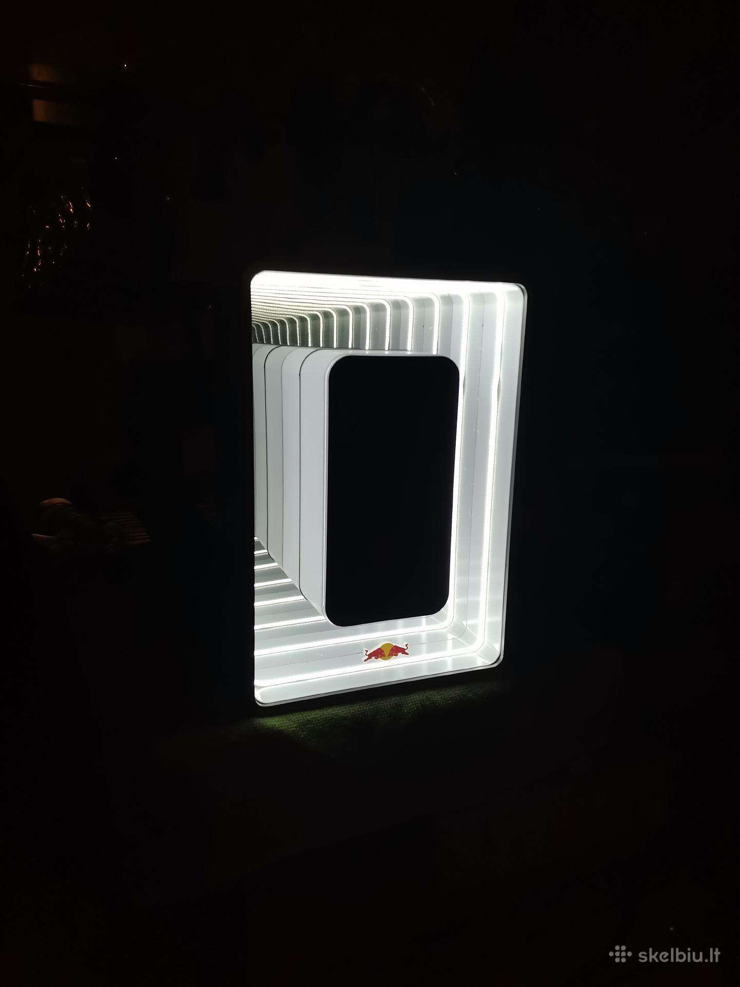 Red Bul LED Light Box 3D erdvinė iliuzija