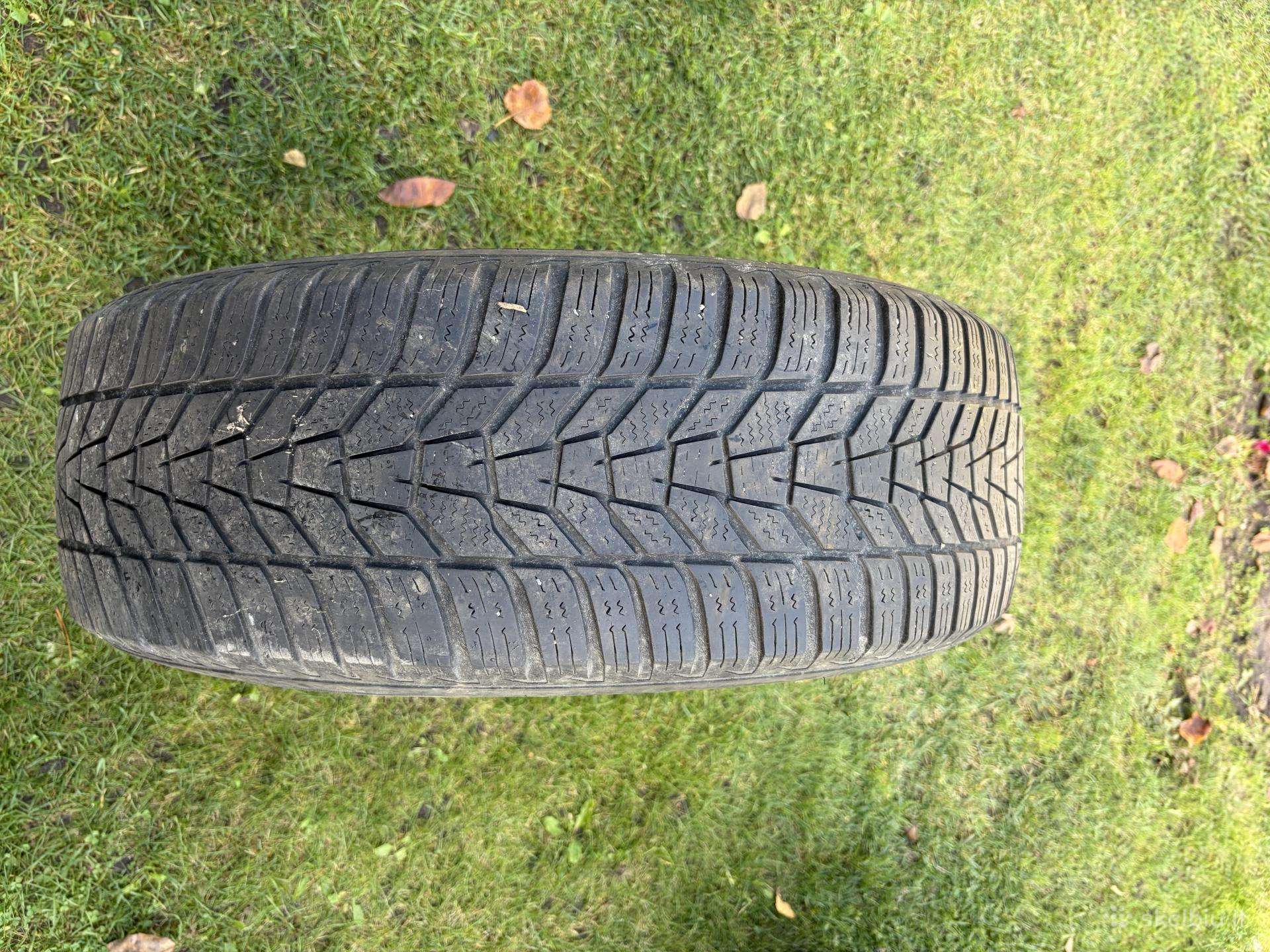Žieminės padangos 215/60 R17 50€ už visas 4