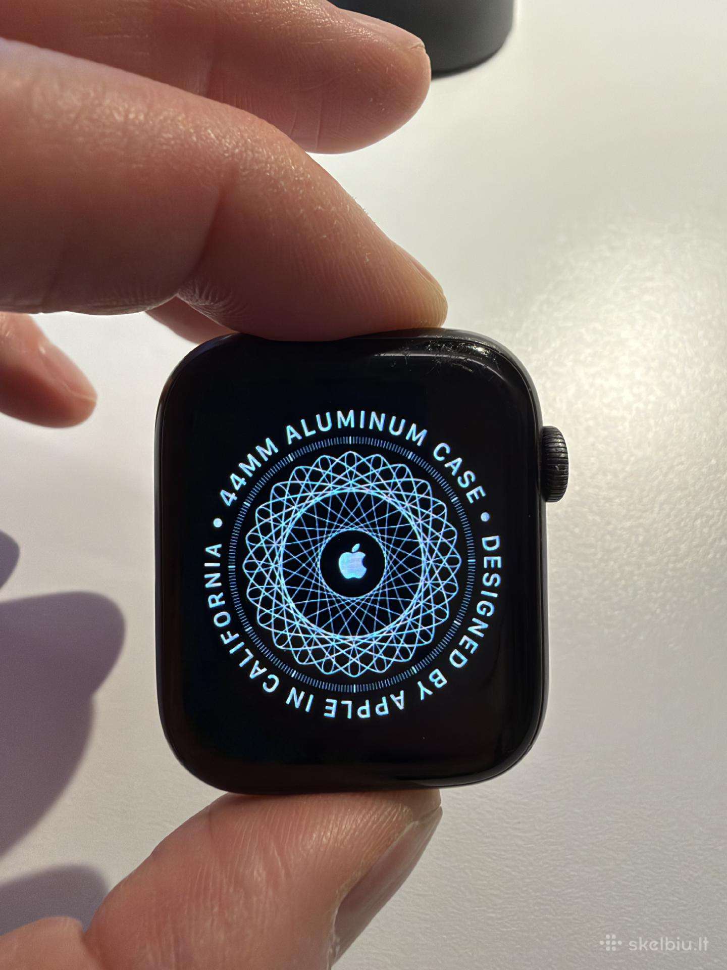 Parduodu Apple Watch 6 series 44mm