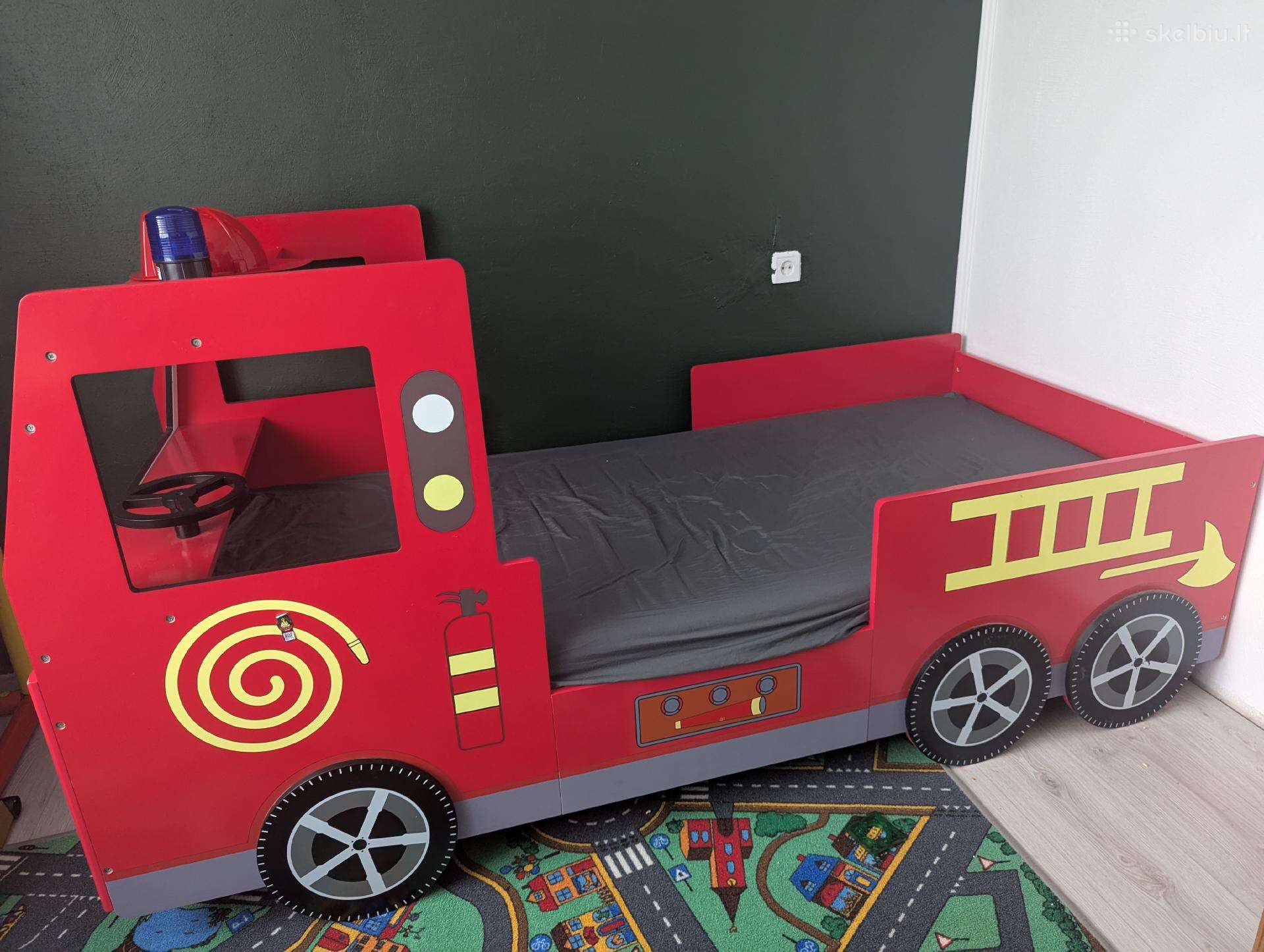 Vaikiška lova gaisrinės automobilis