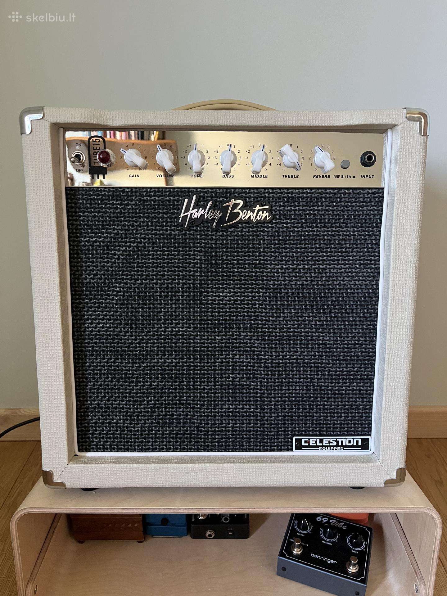 Harley Benton Tube 15 gitaros stiprintuvas 12"