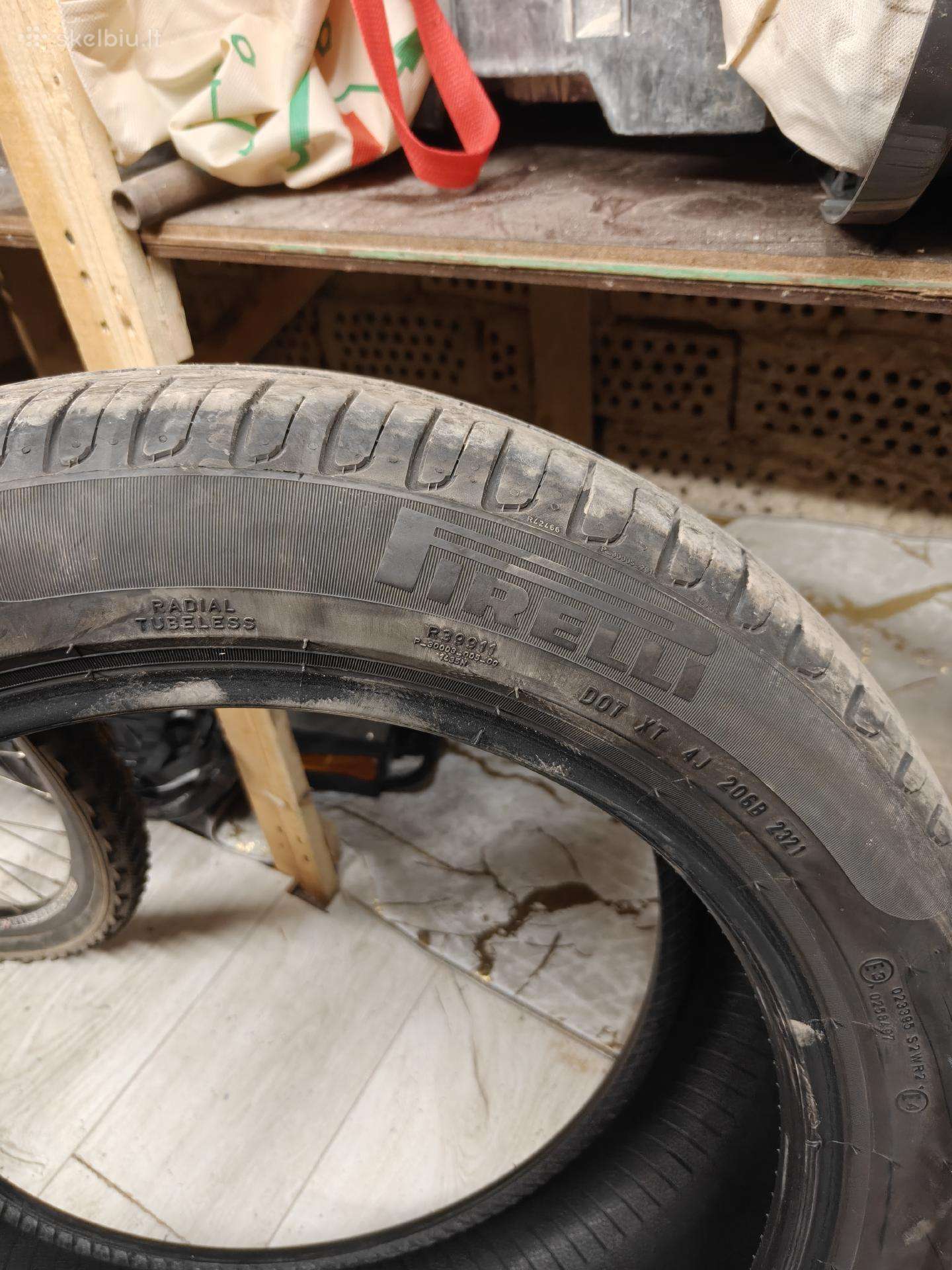 Vasarinės padangos r18 245/45