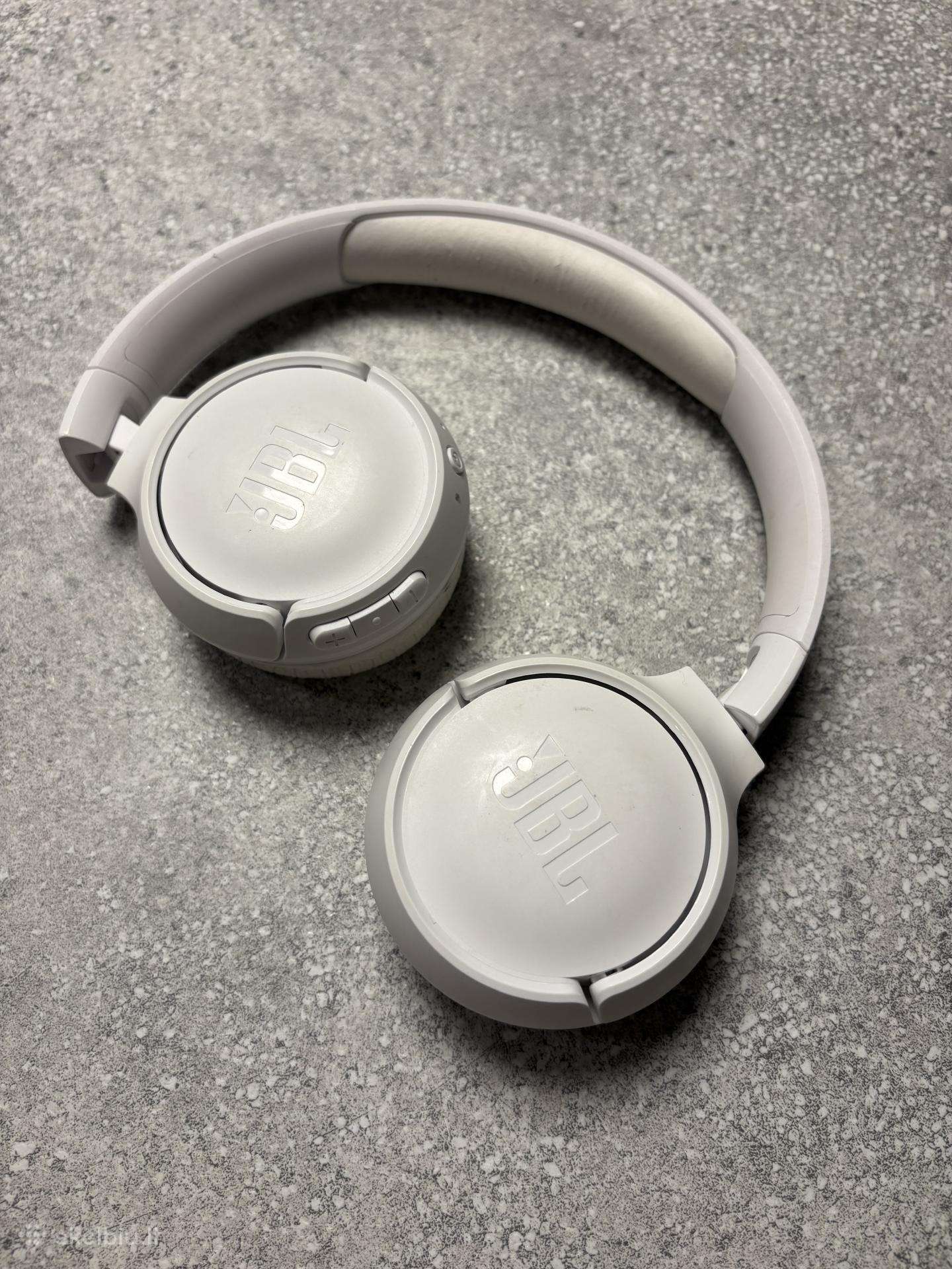 Jbl ausinės