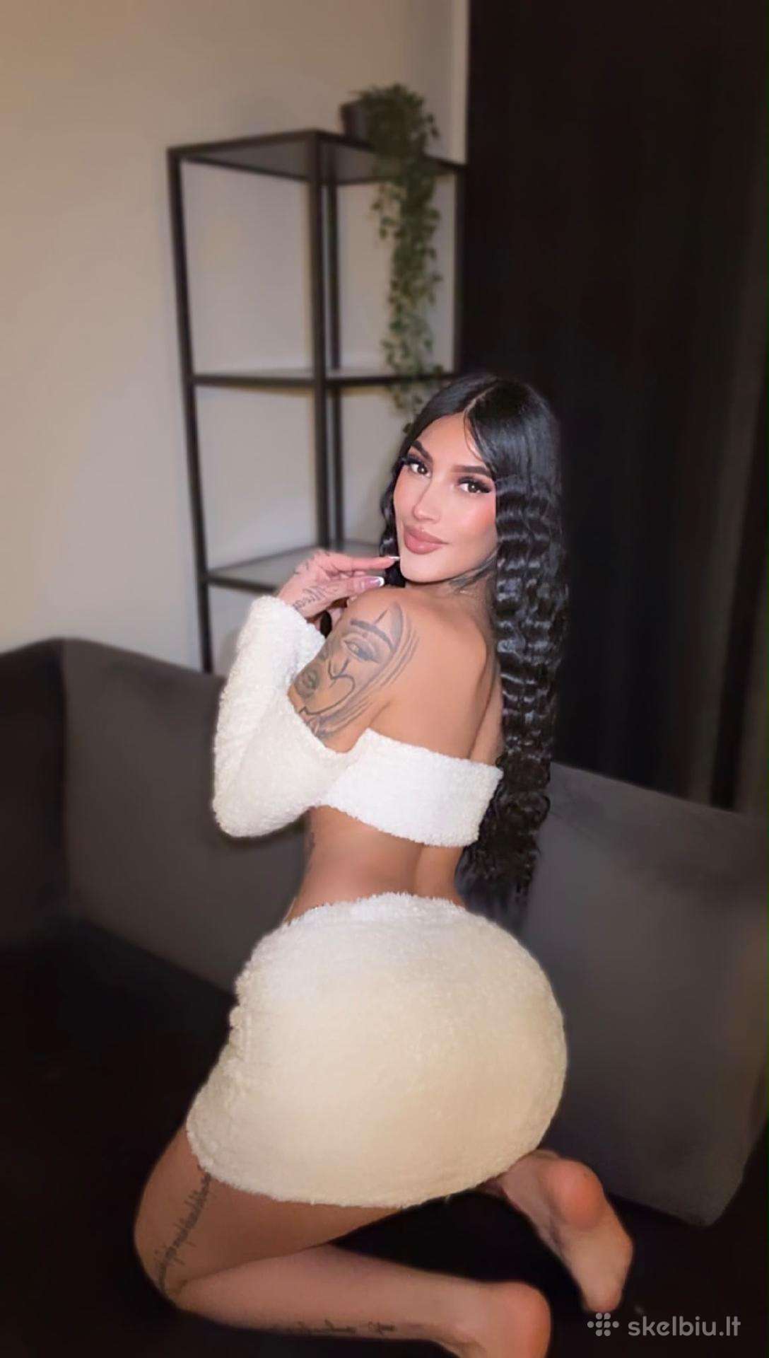 Antonella sexy