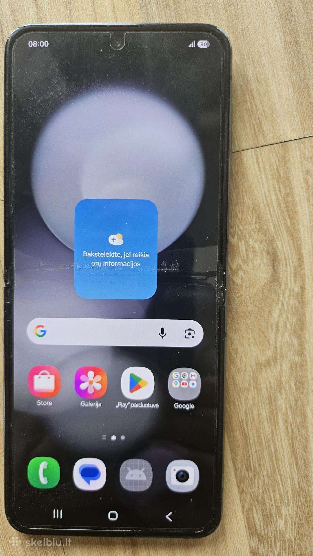 Parduodu Samsung flip 5 su defektais