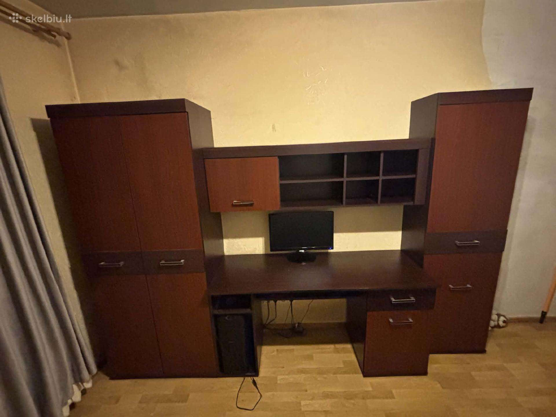 Dovanojami baldai