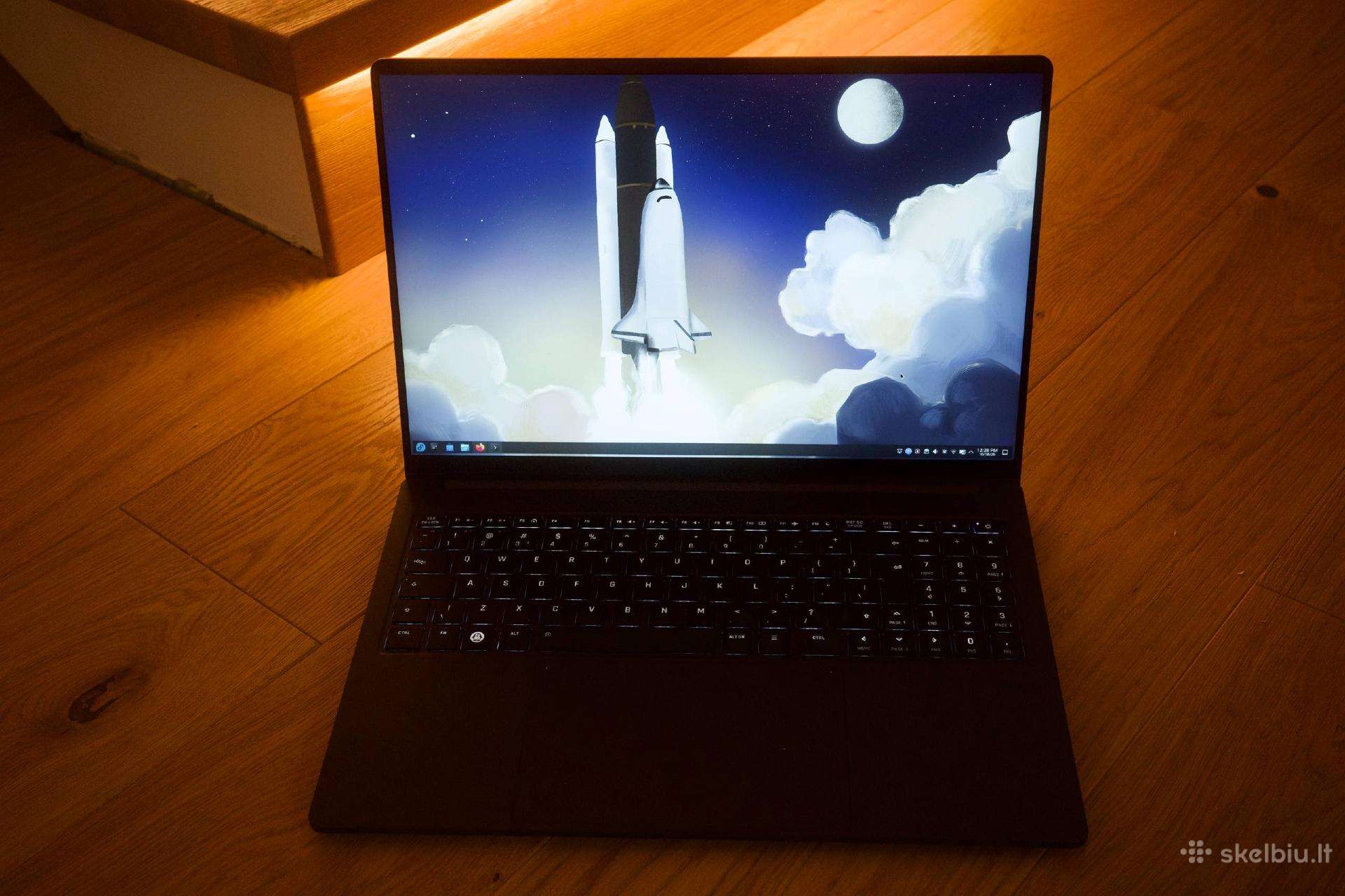 Tuxedo Infinitybook Pro 16 (Gen 8)
