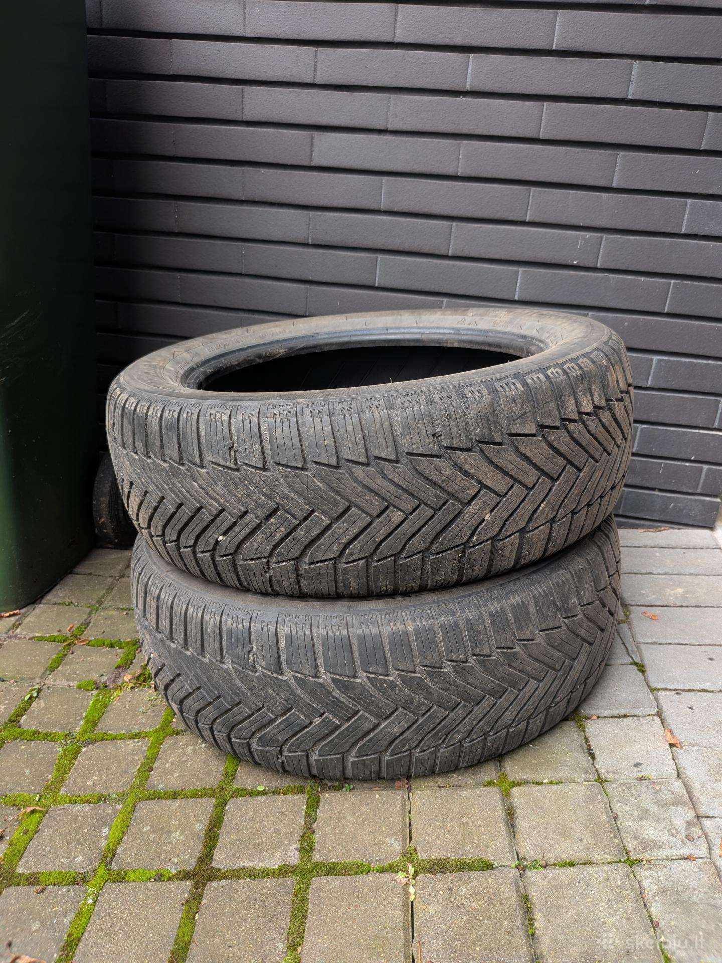 2vnt 215/55 R17 Michelin Alpin 6