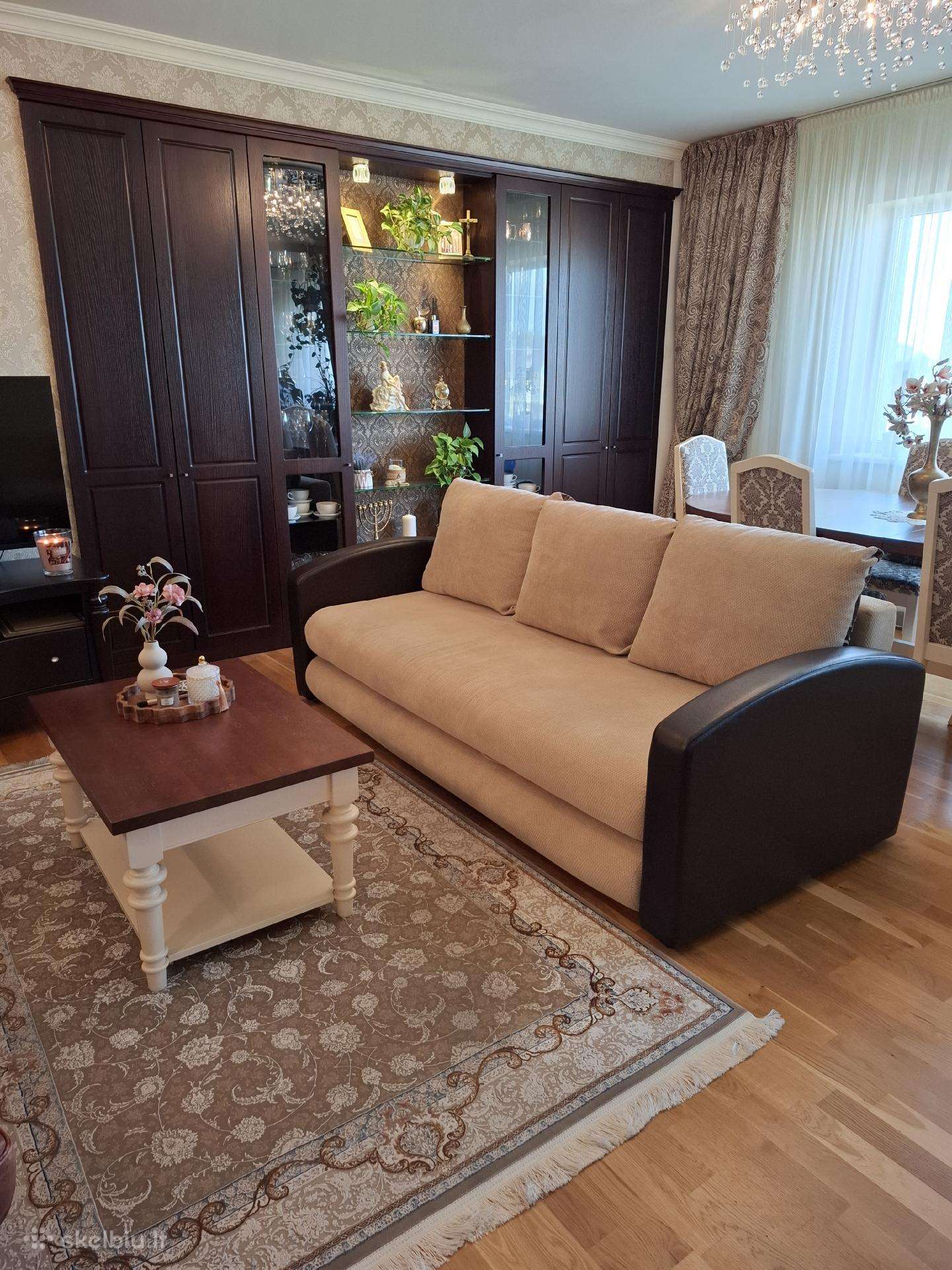 Mažai naudota sofa - lova, išskleidžiama