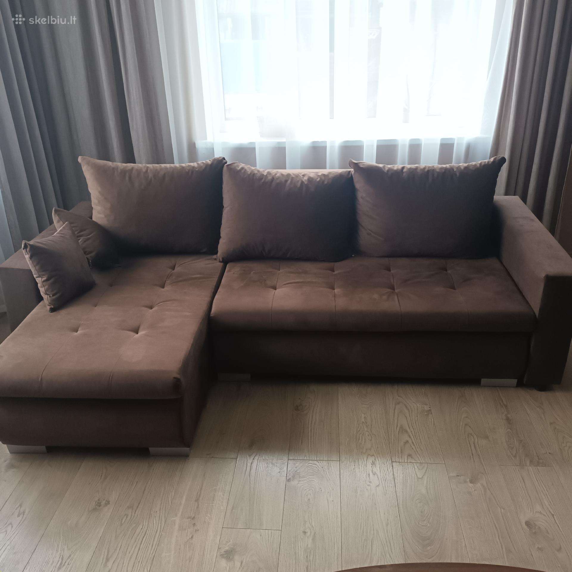 Minkštas kampas su miegama dalimi