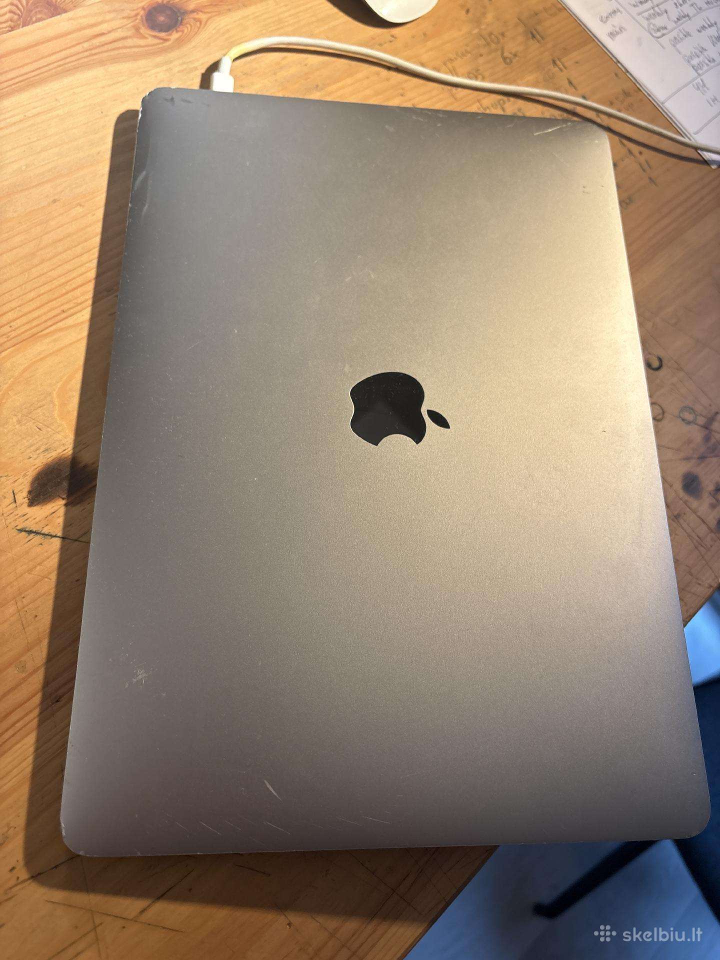 MacBook Pro 13 2019 16gb