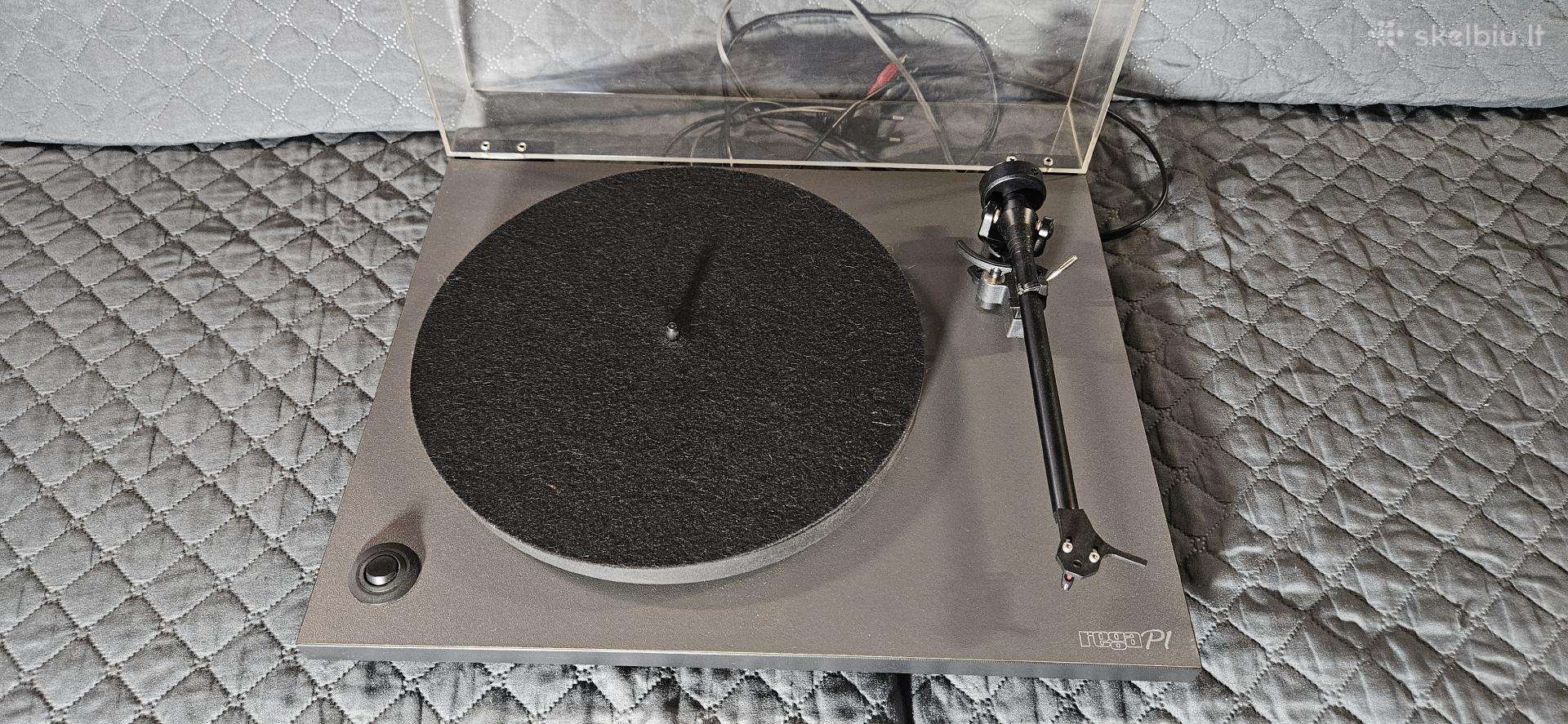 Rega P1