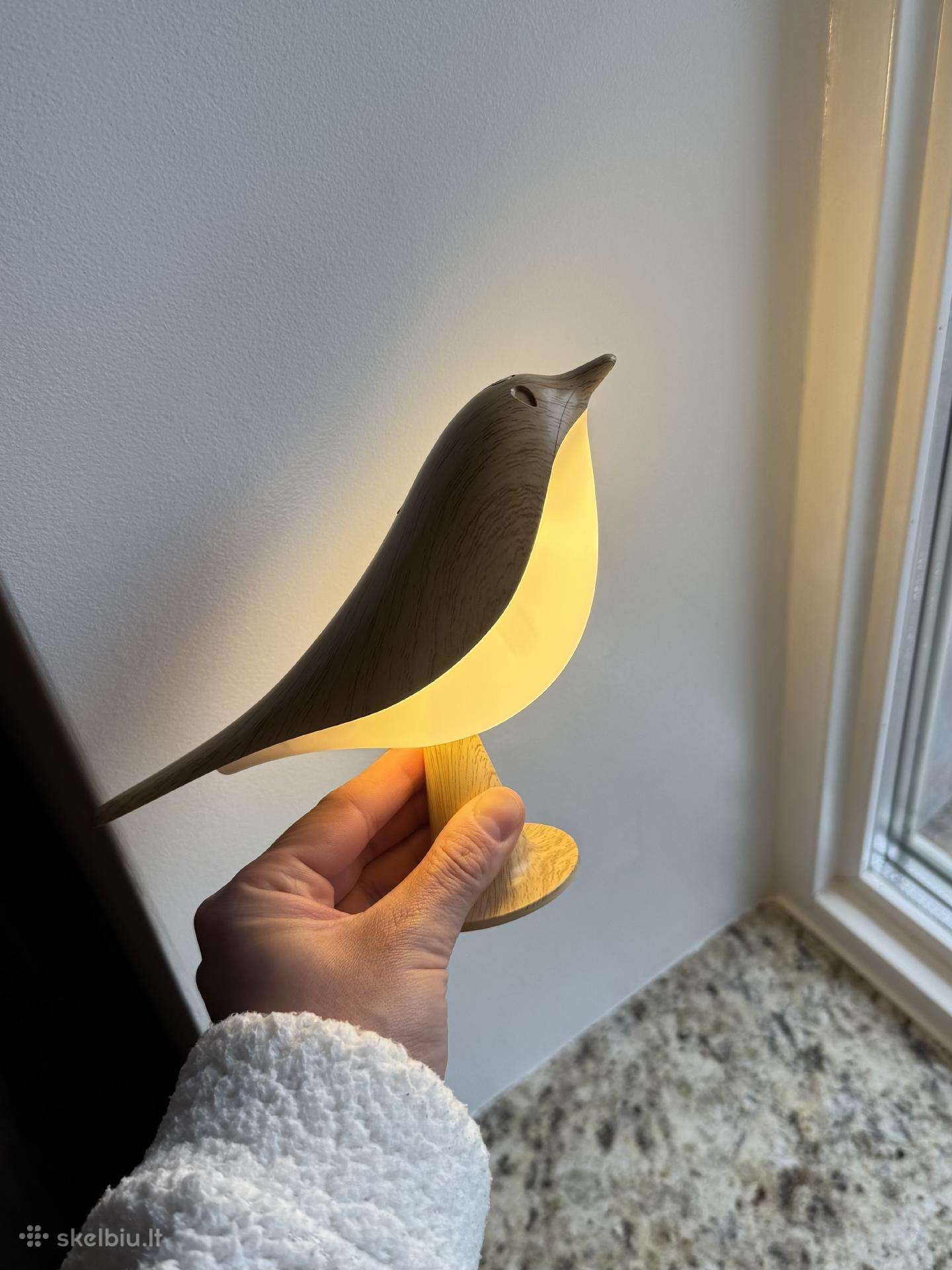 Jutiklinė naktinė LED lempa 3 atspalvių