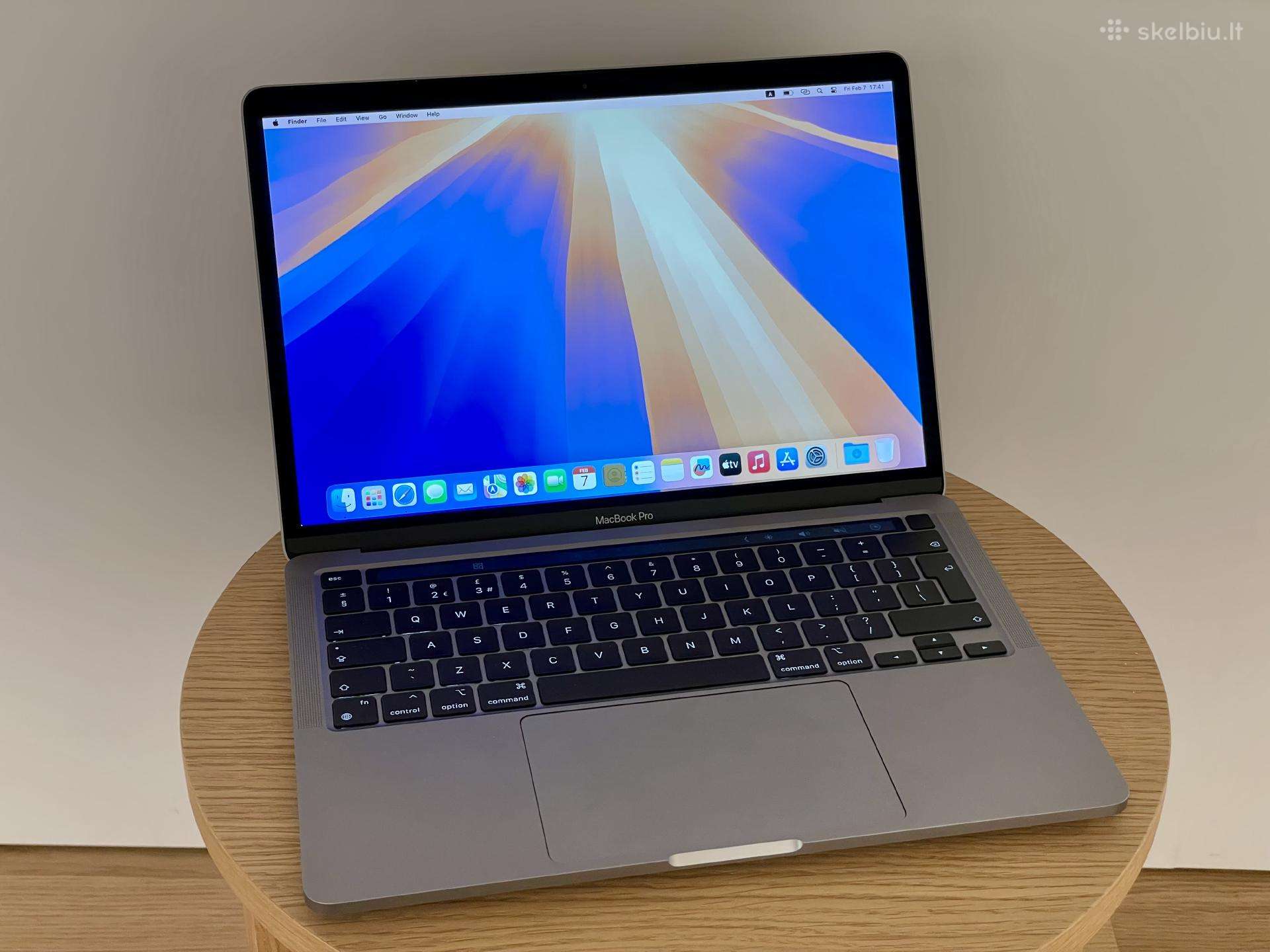 2022 MacBook Pro M2 – 16gb / 512gb