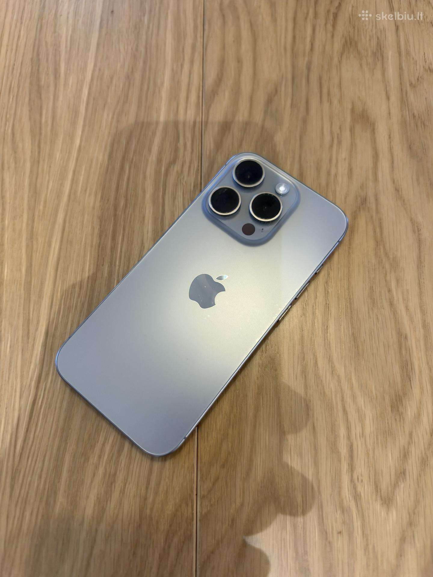 iPhone 15 pro 128gb