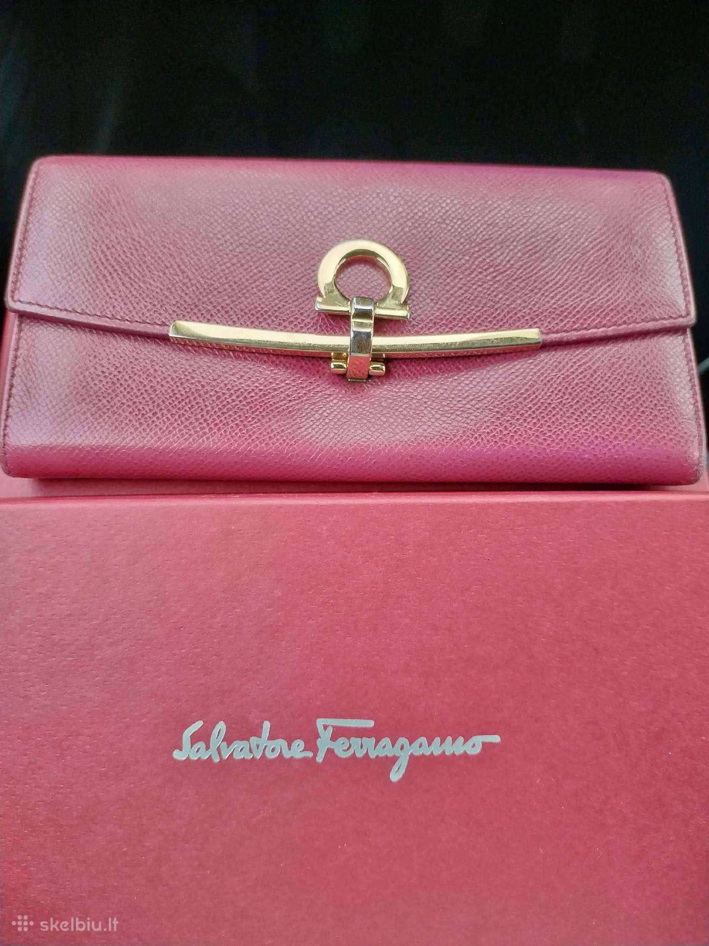 Pinigine, Salvatore Ferragamo"