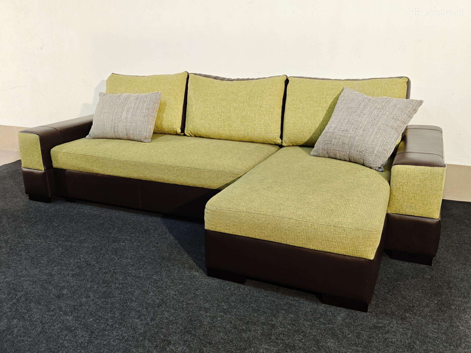 Sofa lova kampas. Galima keisti puses