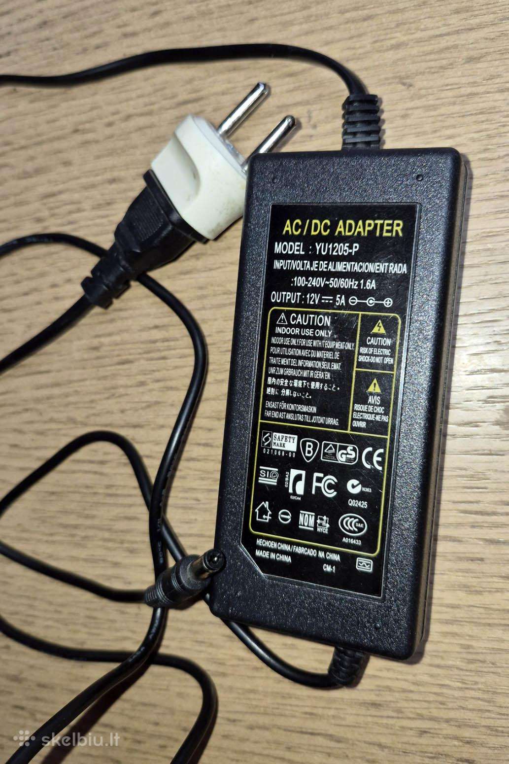 Maitinimo blokelis 12v 5a