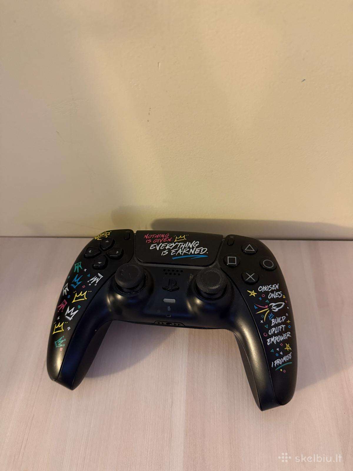 Playstation 5 Dualsense pultelis